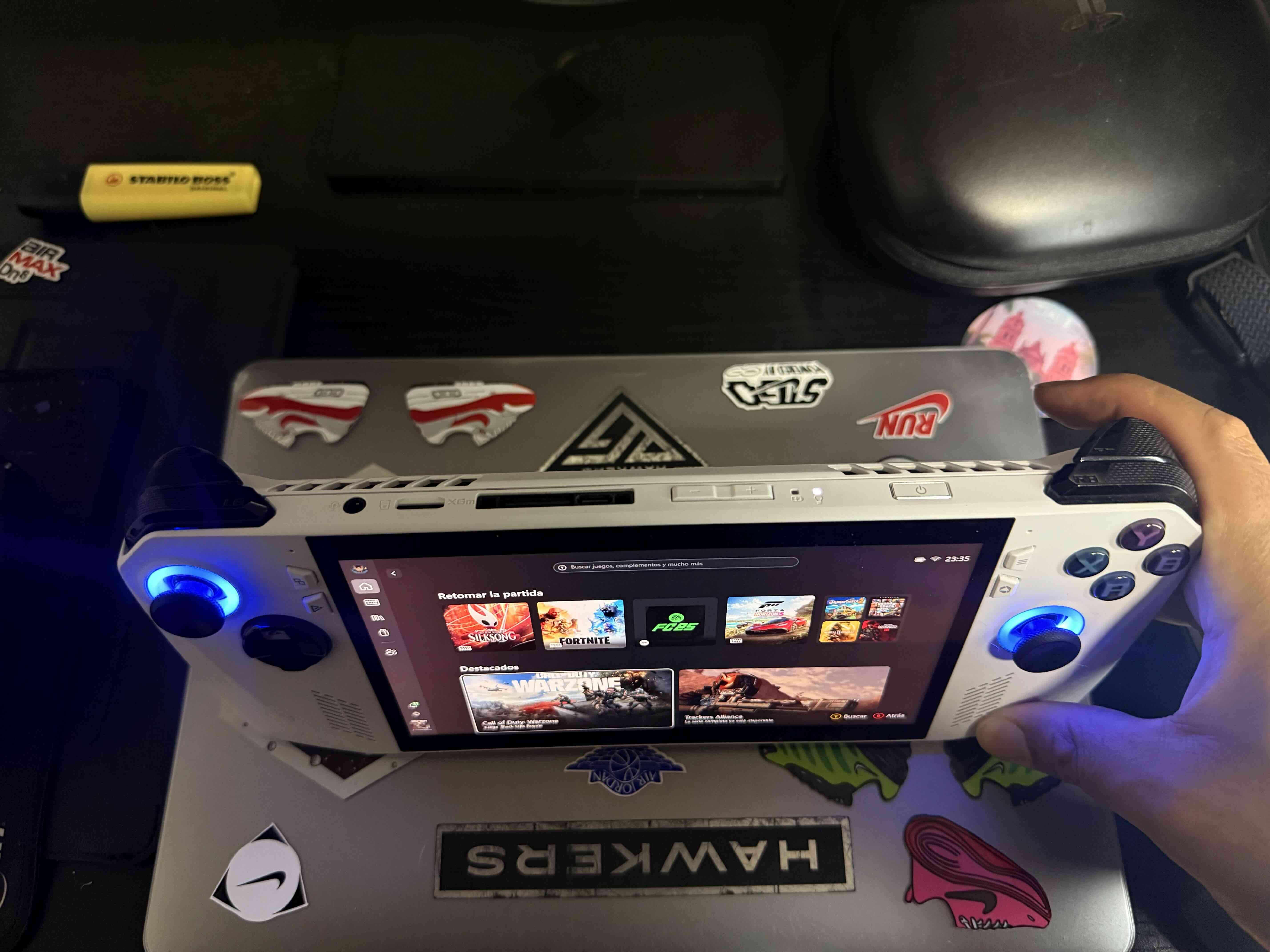 Consola portátil ASUS ROG ALLY Z1 EXTREME 1 TB SSD - miniatura 5