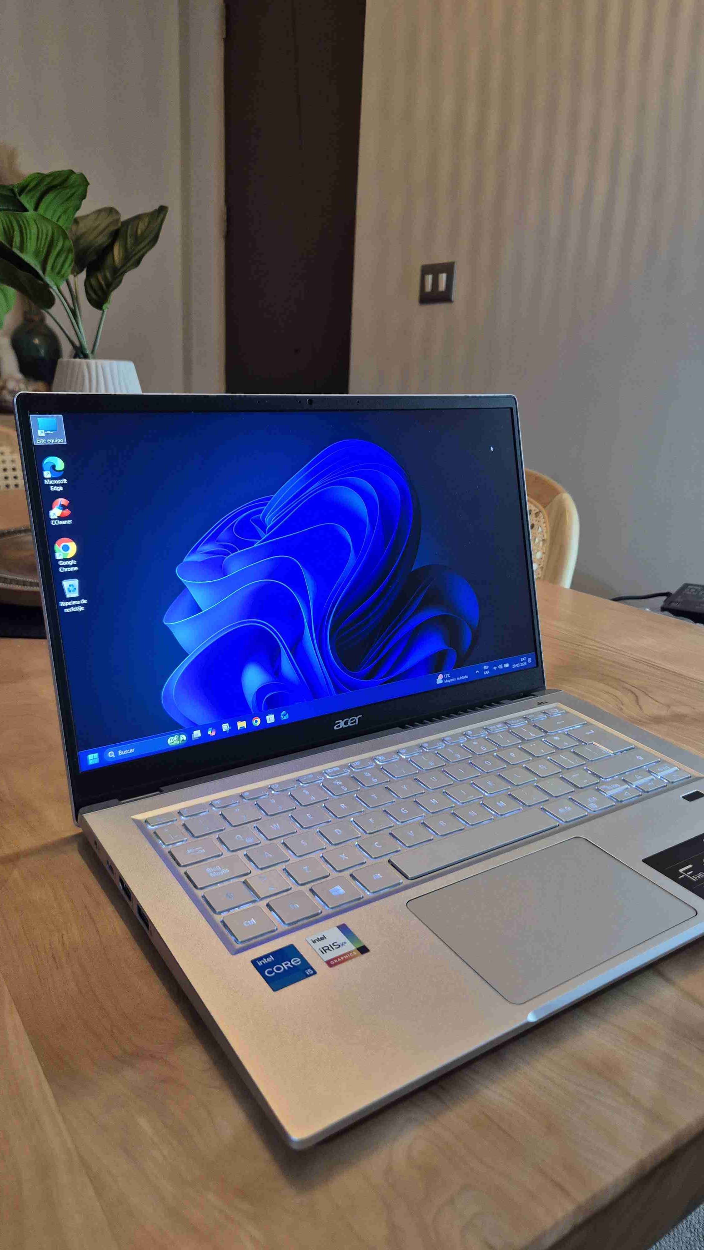 Notebook Acer Swift 3 Core i5 plateado - miniatura 6