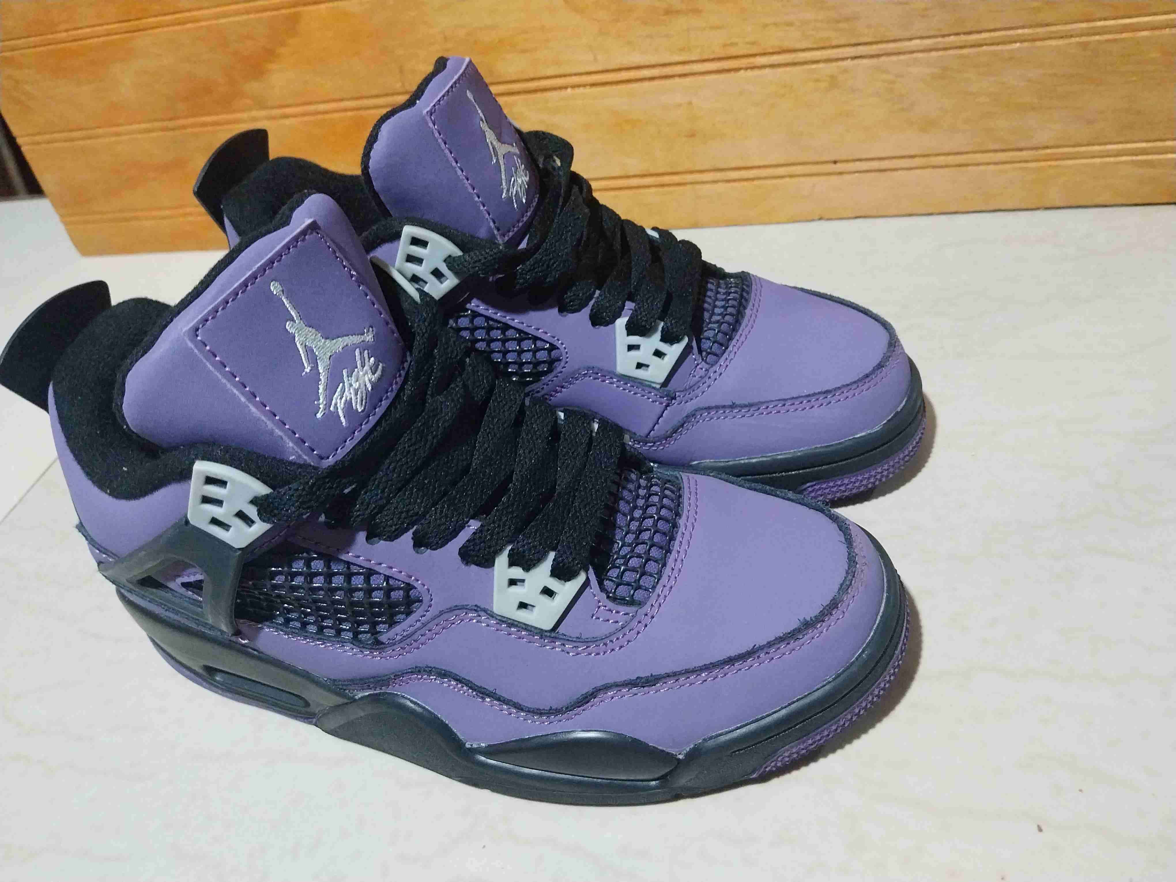 Nike Air Jordan Retro 4 Travis Scott - miniatura 4