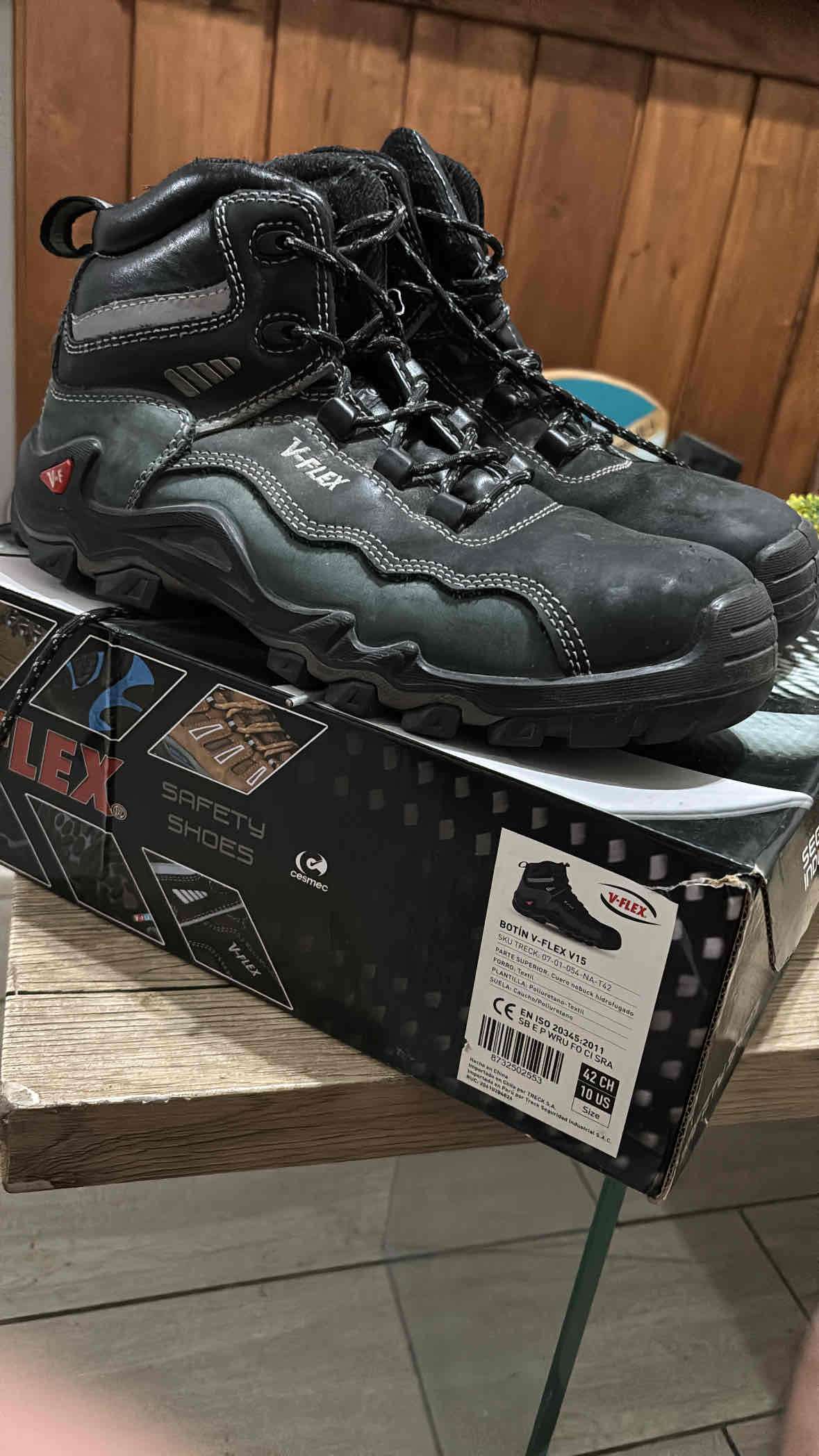 Botines de seguridad V-FLEX negros