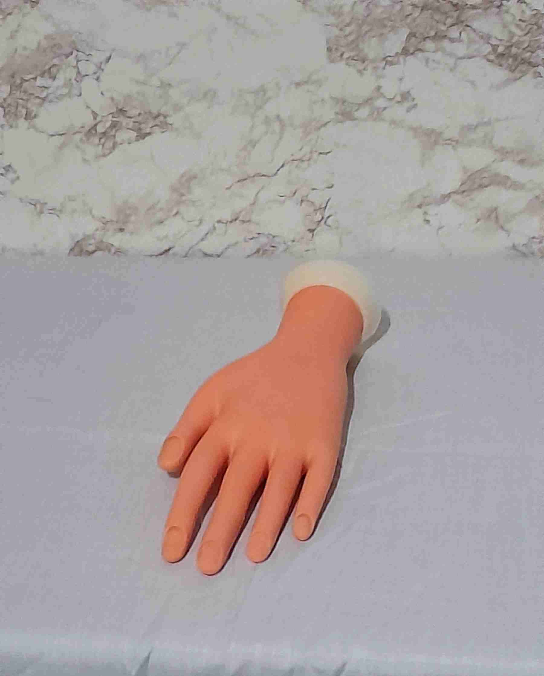 Mano De Goma Para Practicar Manicure