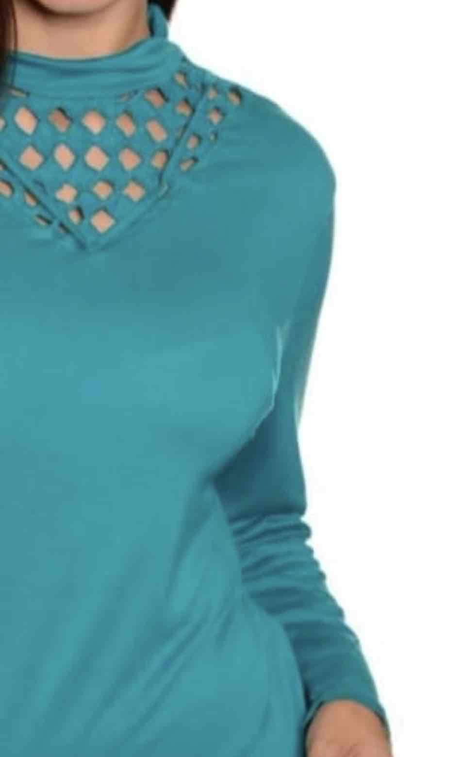 Poleras manga larga con diseño y cuello alto. - miniatura 5