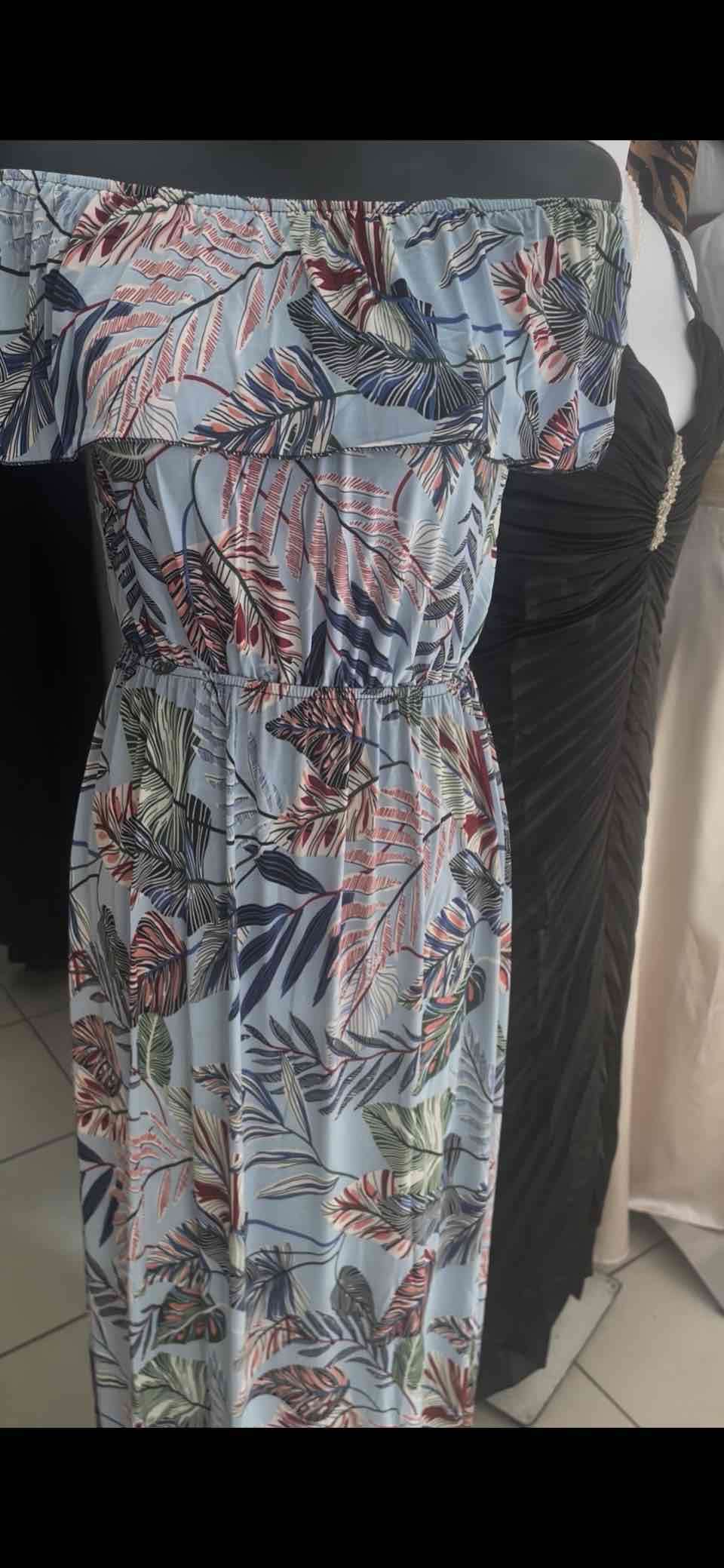 Vestido estampado tropical