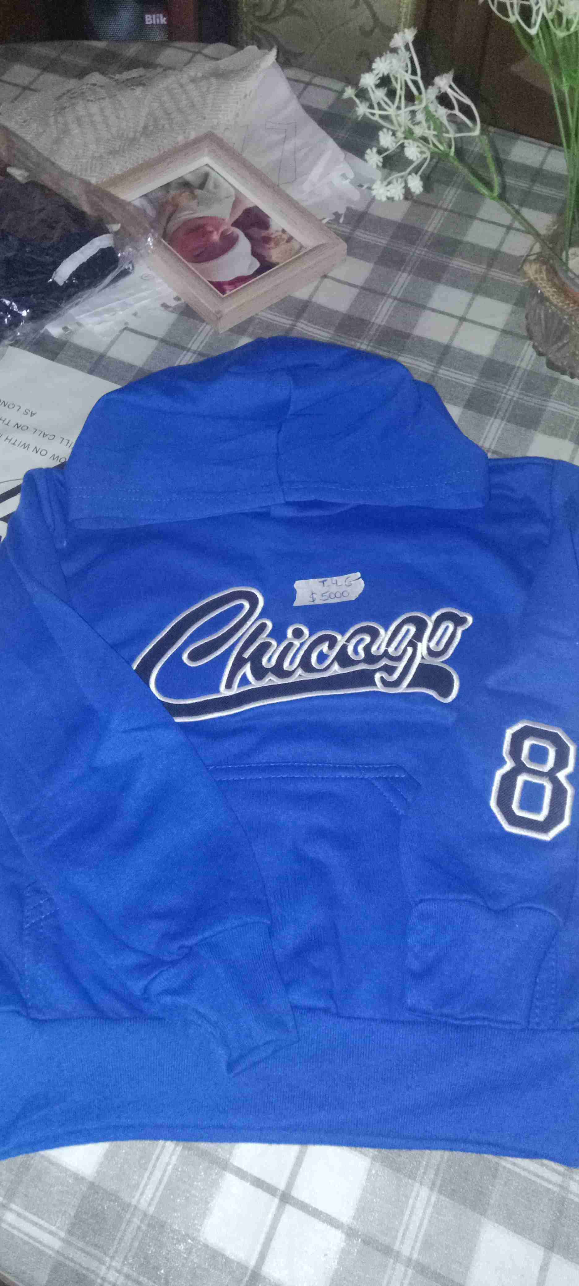 Shorts deportivos rojos niño - miniatura 4