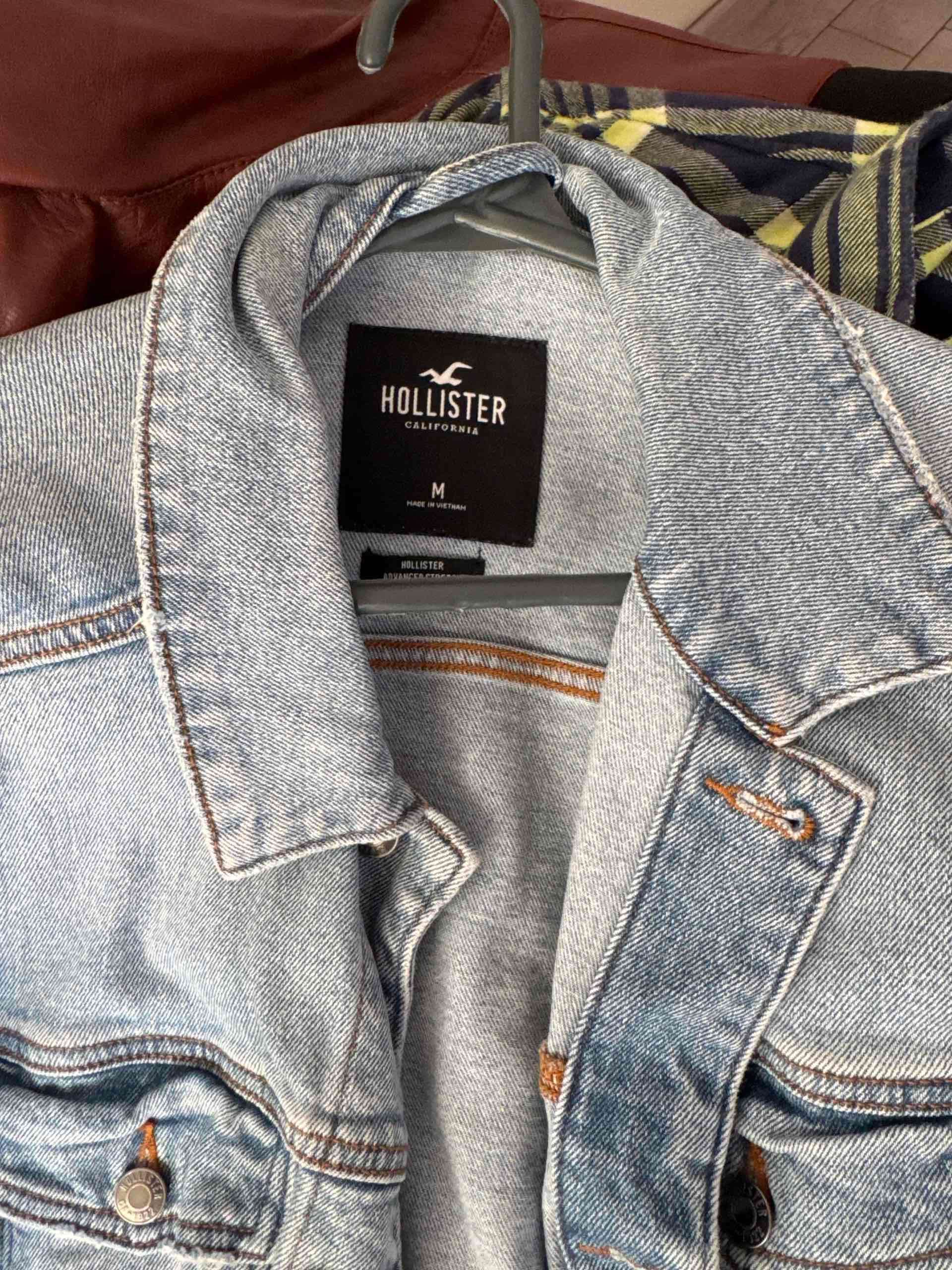 Chaqueta de mezclilla Hollister