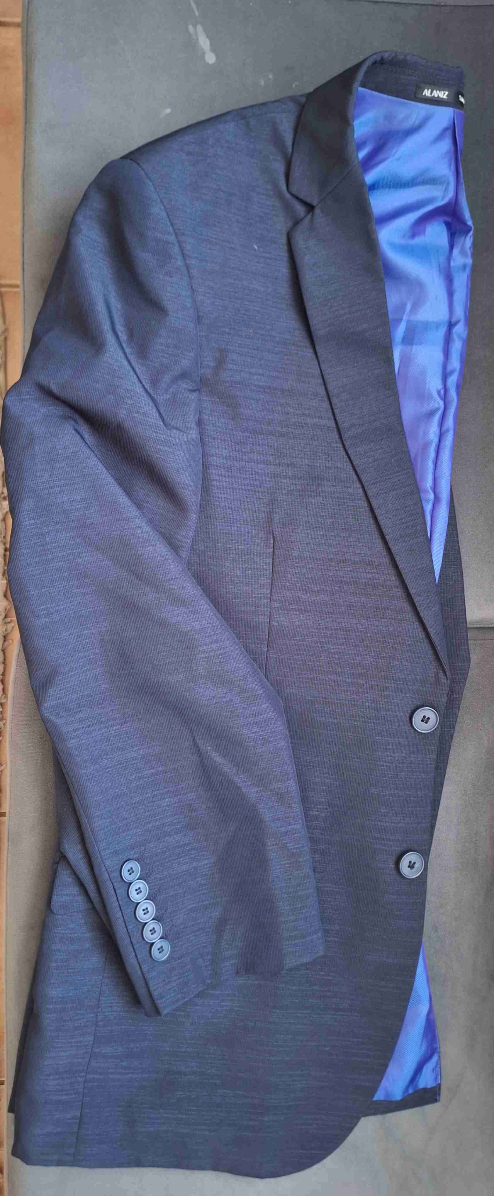 Terno con forro azul - miniatura 2