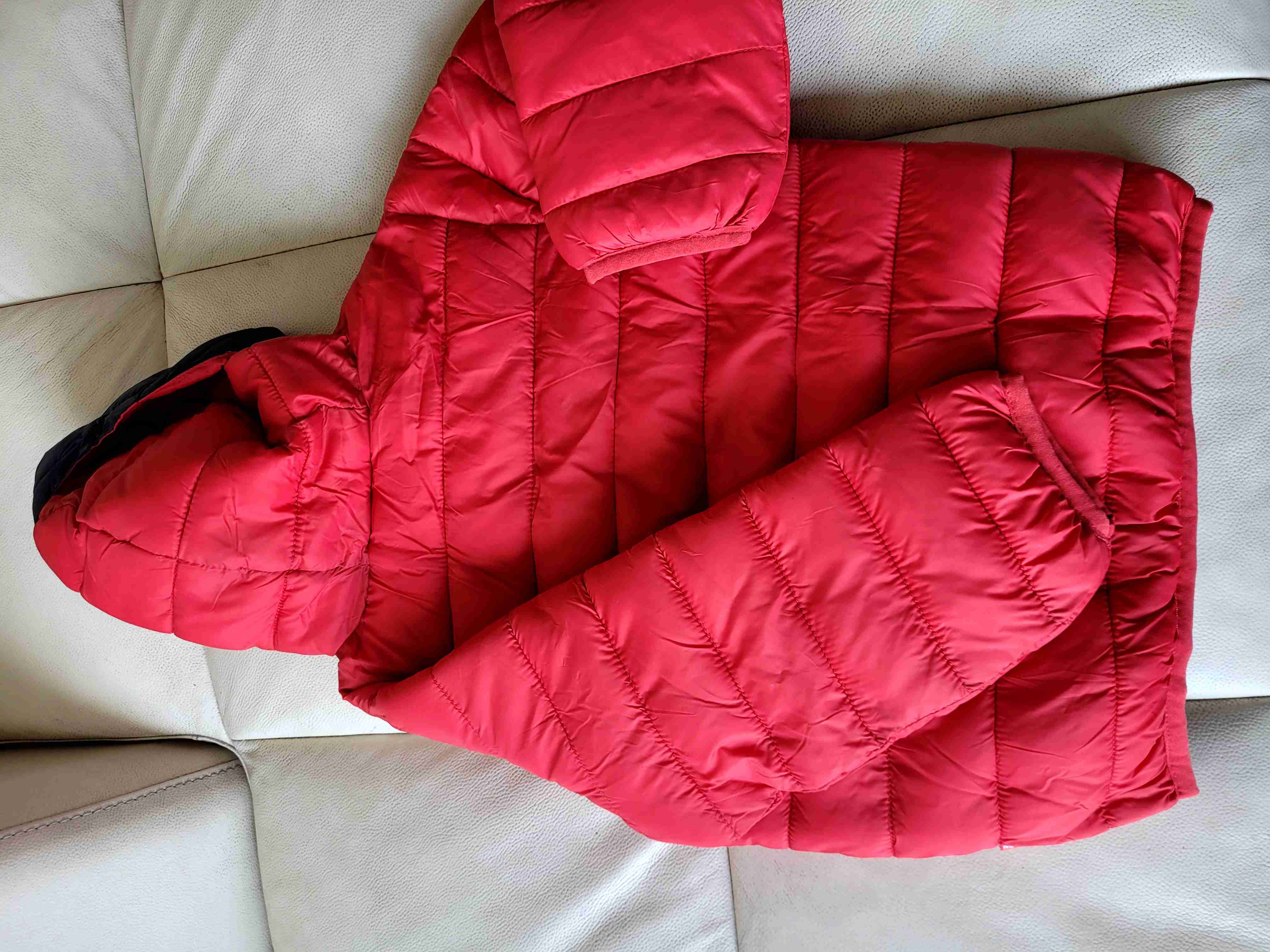 Parka roja de niños Spiderman. Talla 6. - miniatura 2