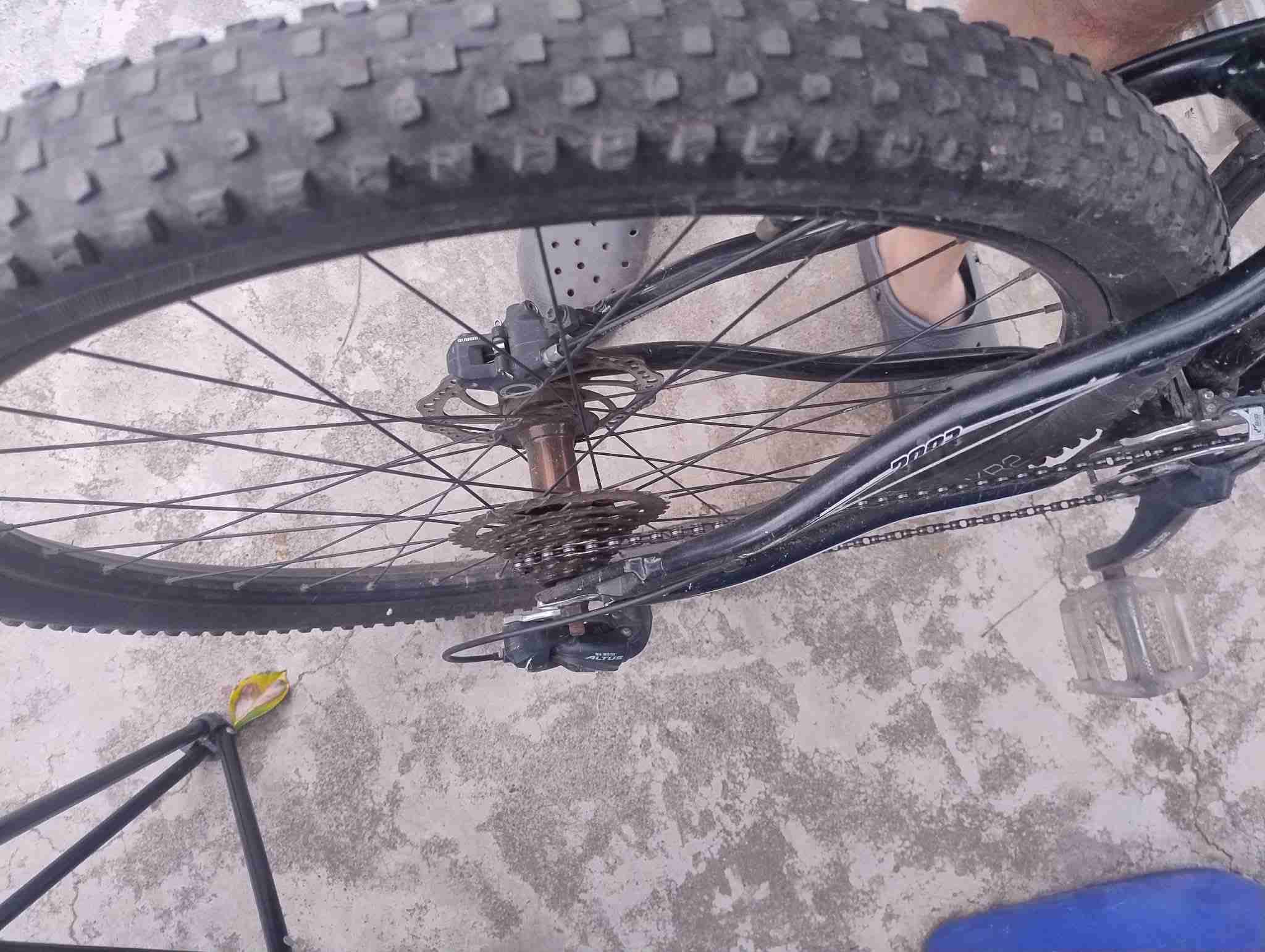 Bicicleta de montaña - miniatura 4