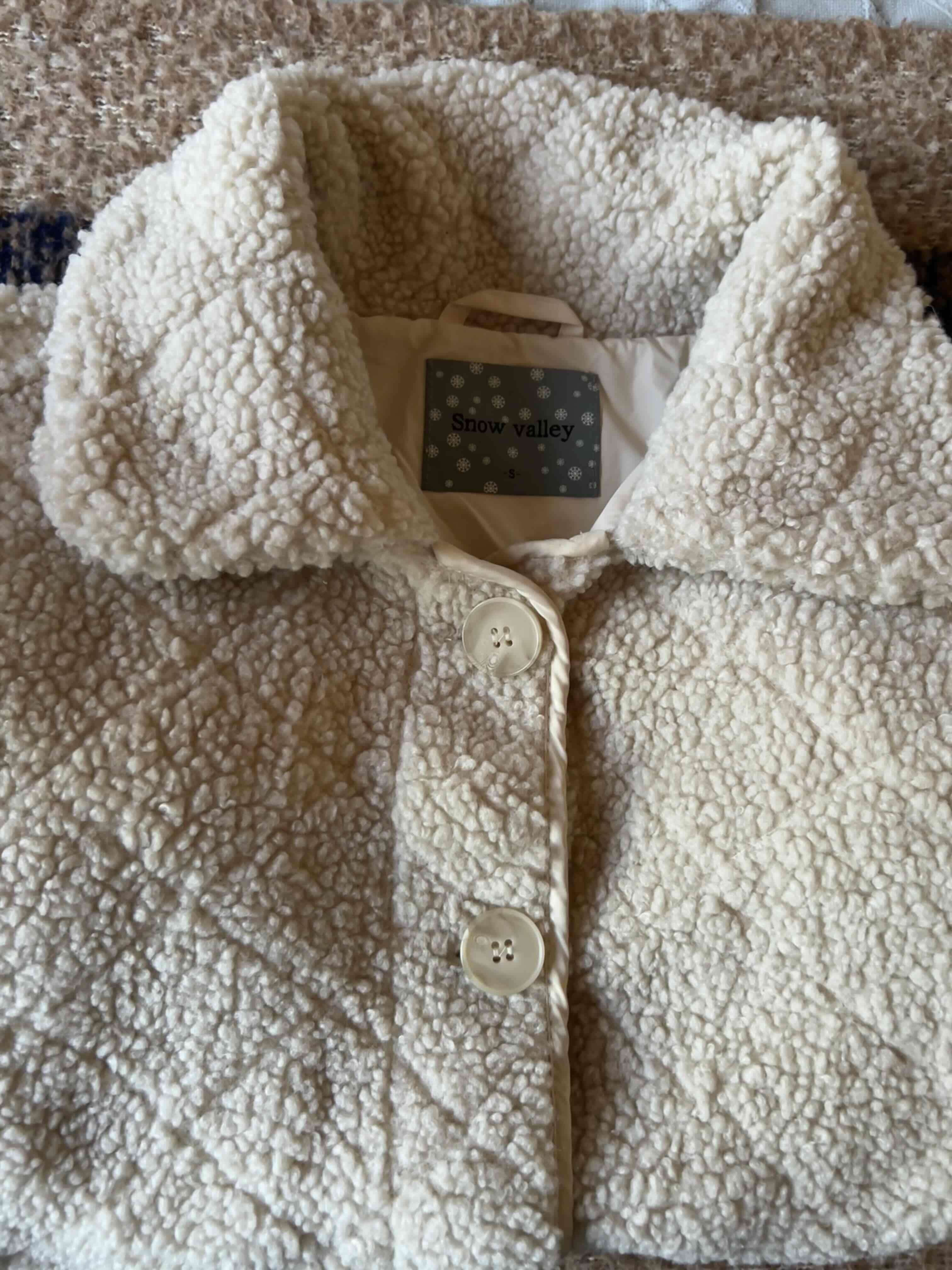 Abrigo beige de lana