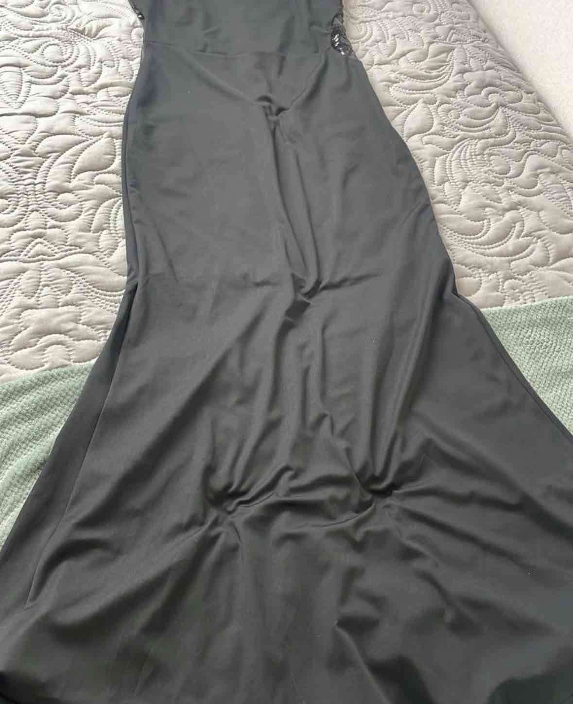 Vestido gris con lentejuelas - miniatura 3