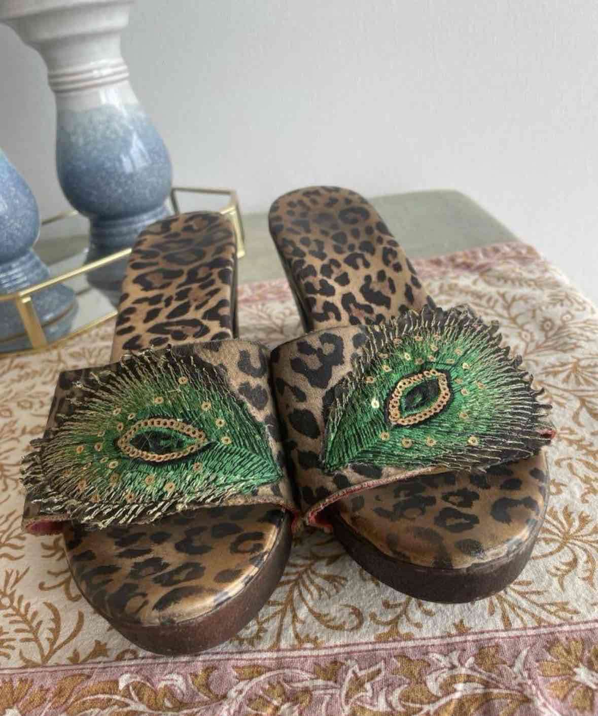 Sandalias estampado leopardo