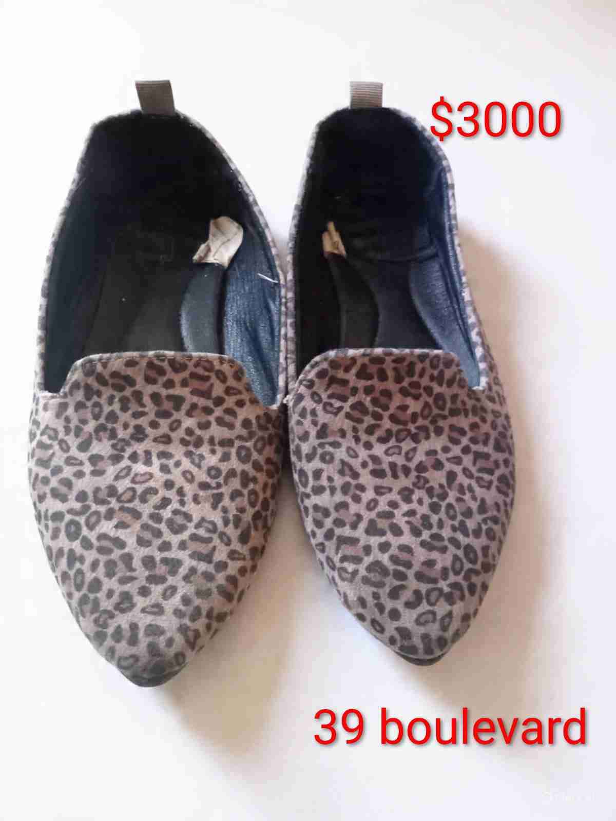 Zapatos planos animal print