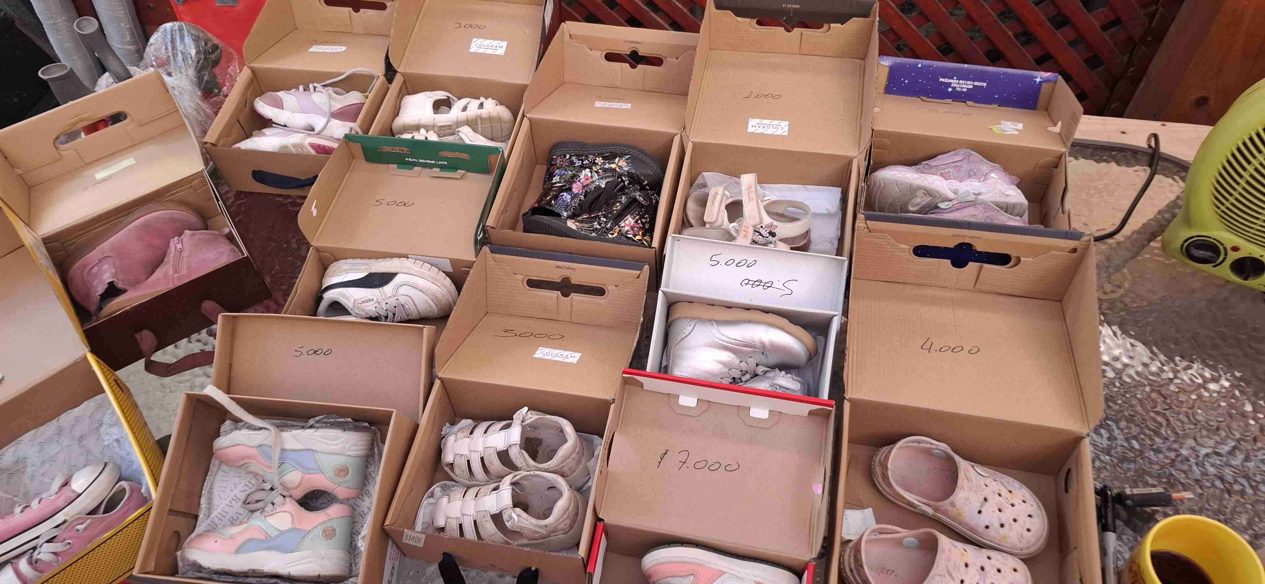 Zapatillas deportivas para niños - miniatura 2