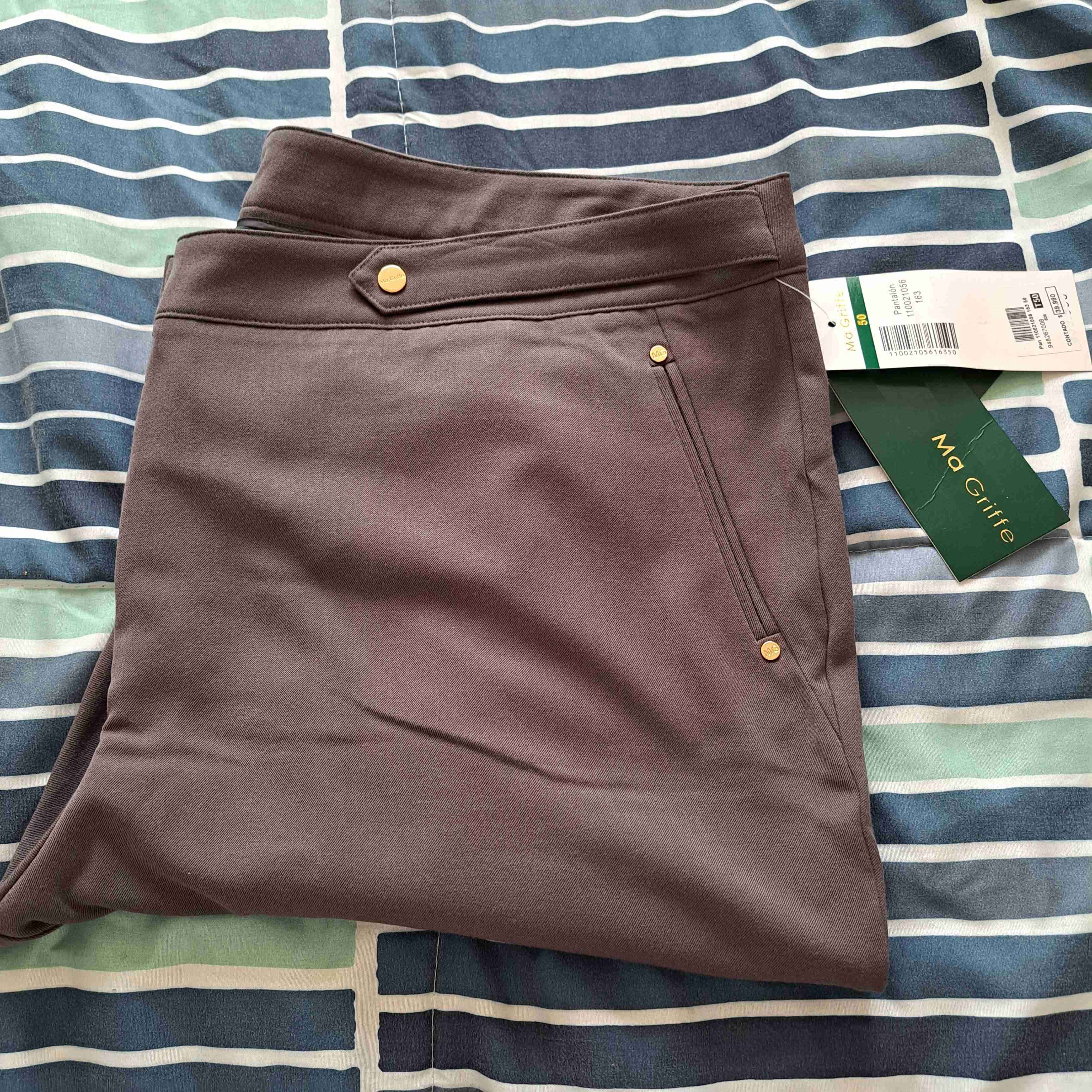 Pantalones beige nuevos con etiqueta - miniatura 2