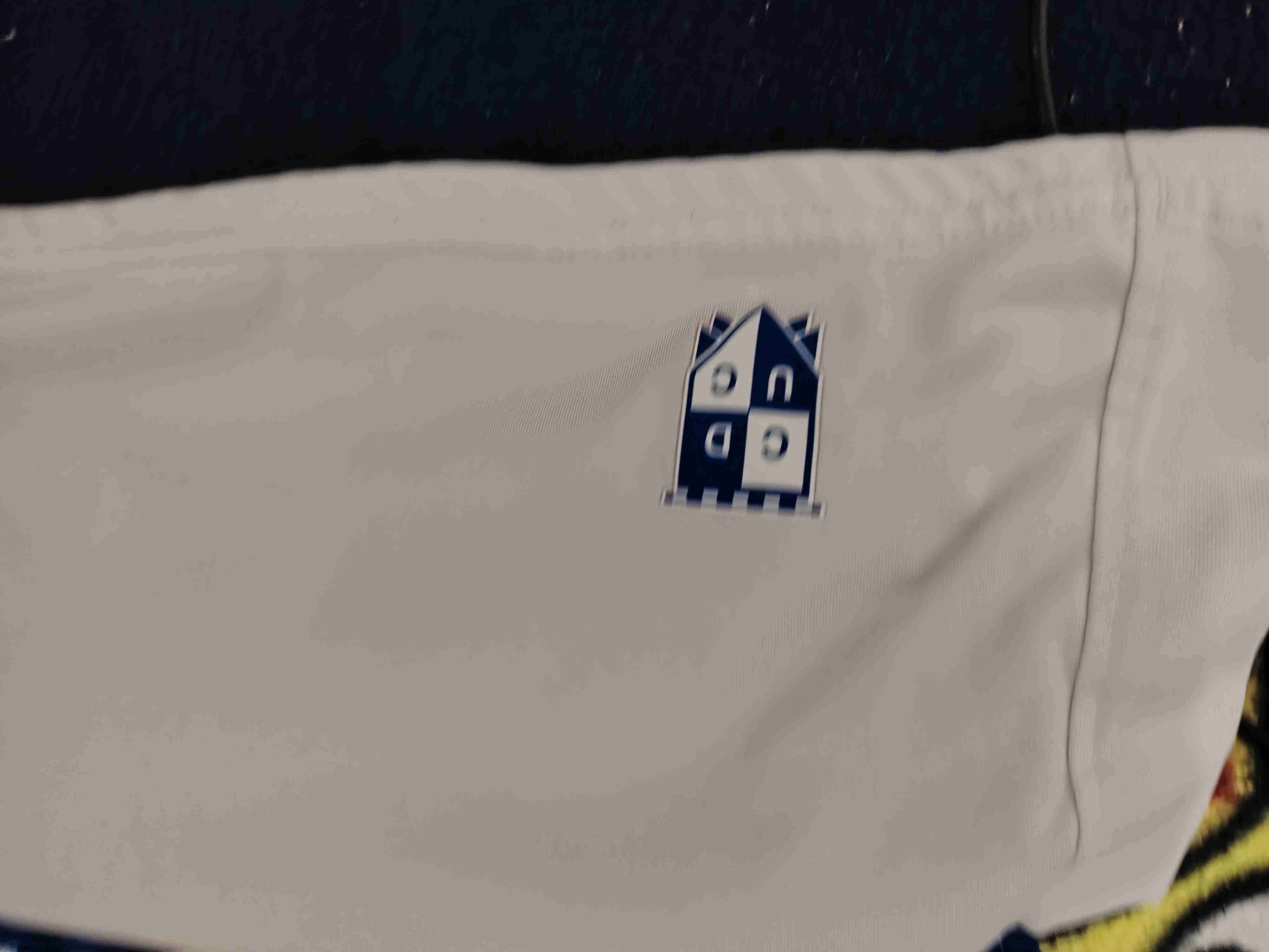 Polera deportiva Under Armour blanca original - miniatura 3