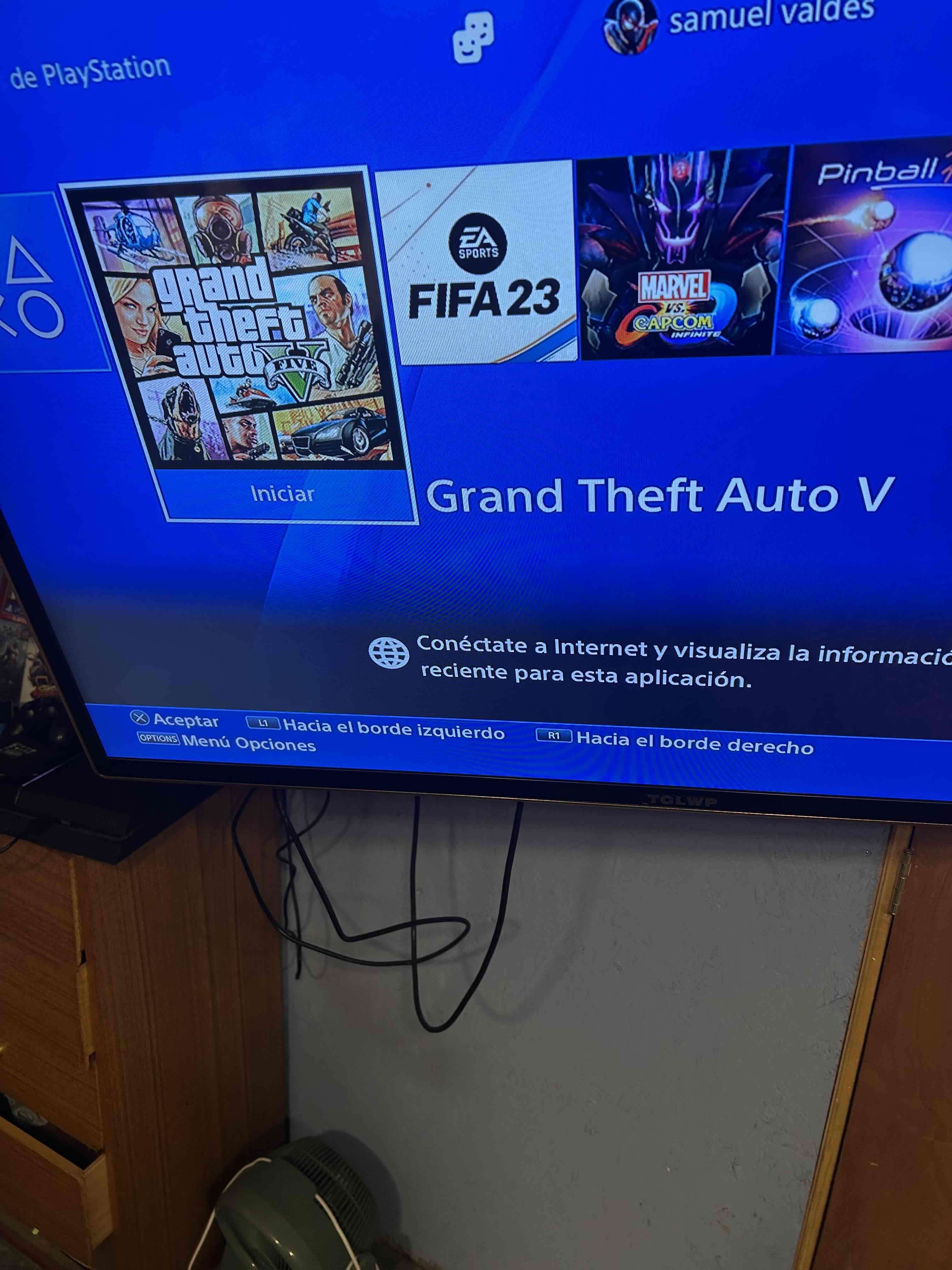 Lote de juegos PS4 y control - miniatura 2