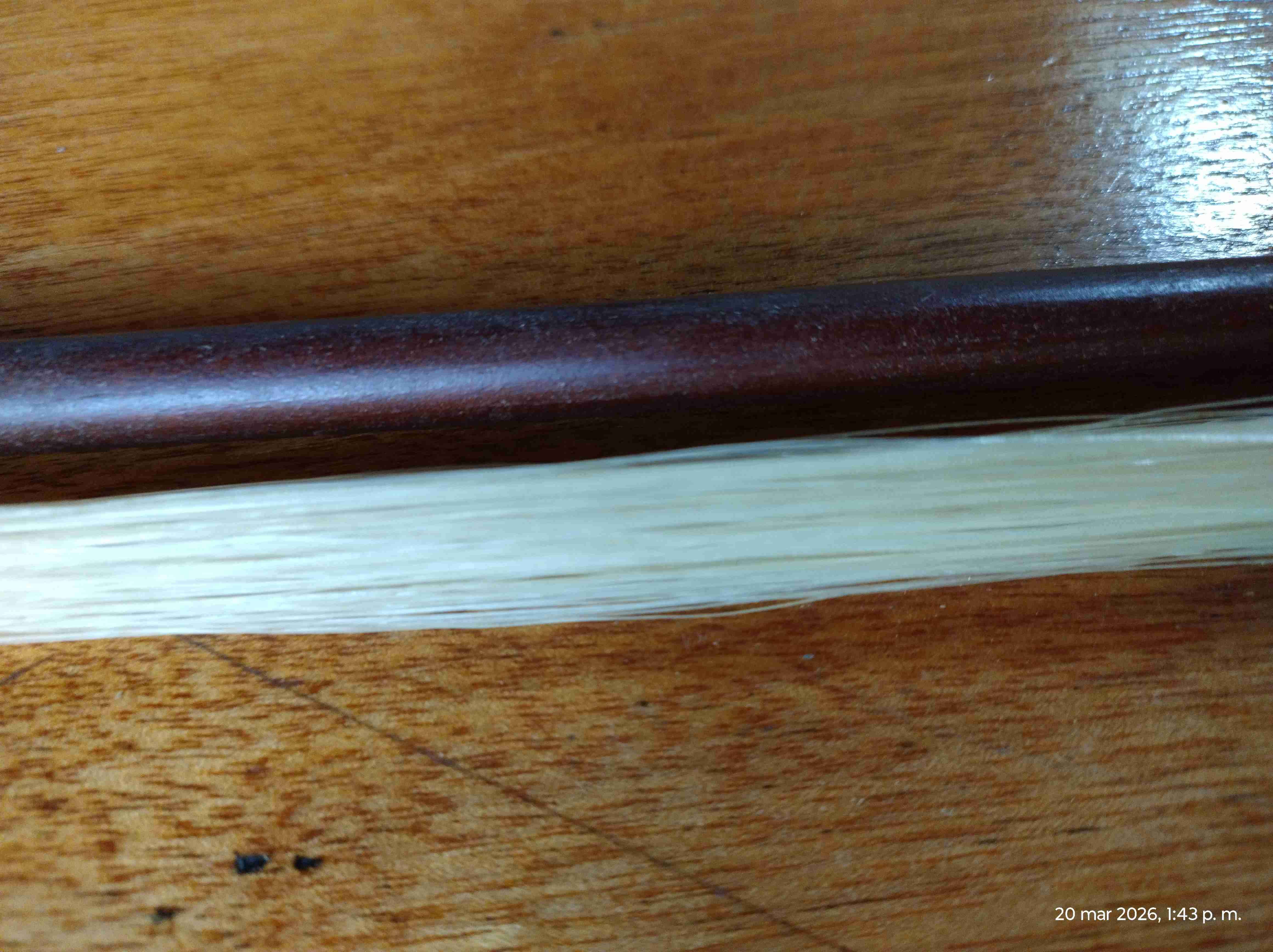 Arco de violonchello de madera - miniatura 4