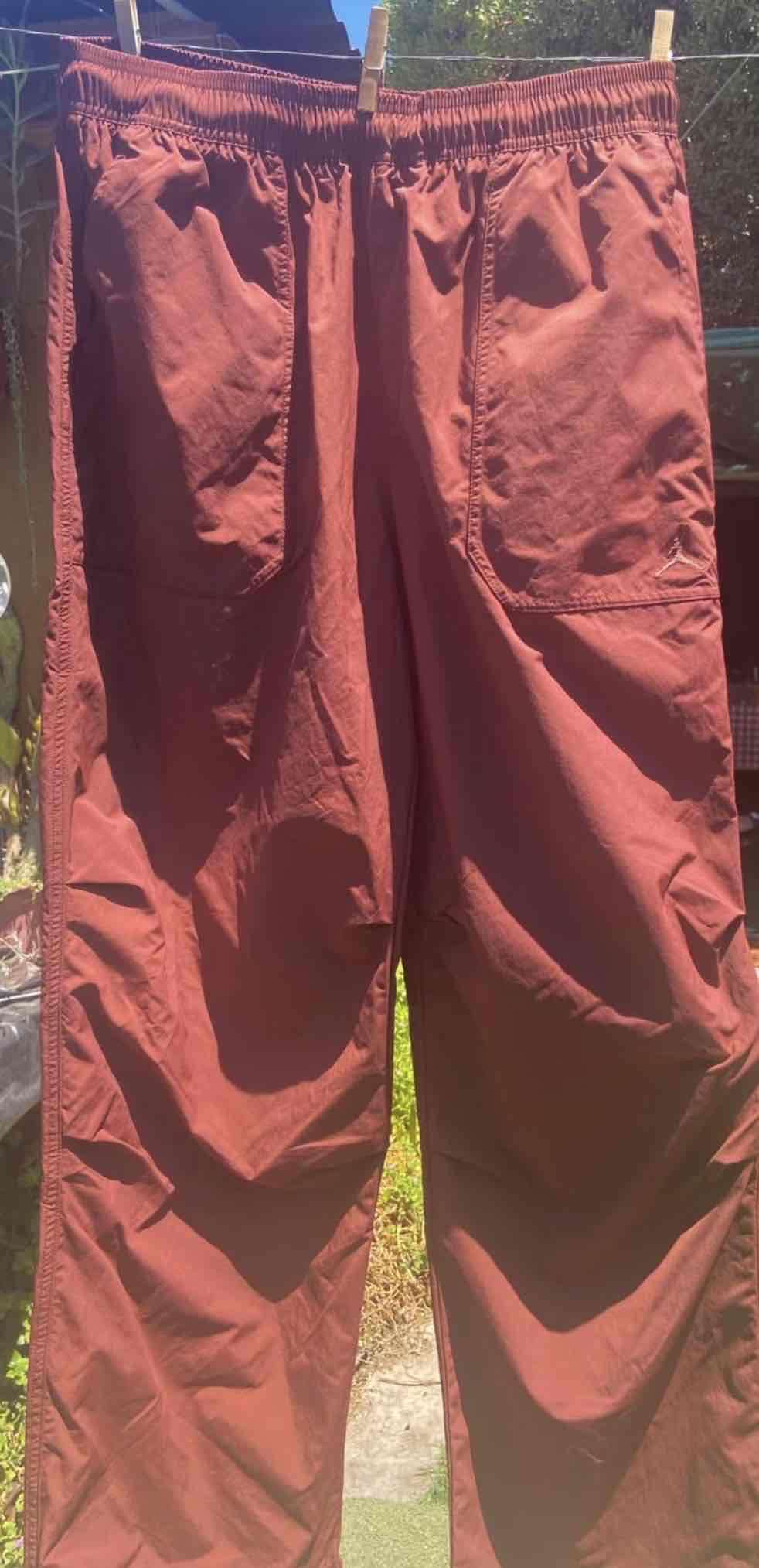 Pantalones Jordan Essentials originales😮‍💨 - miniatura 2