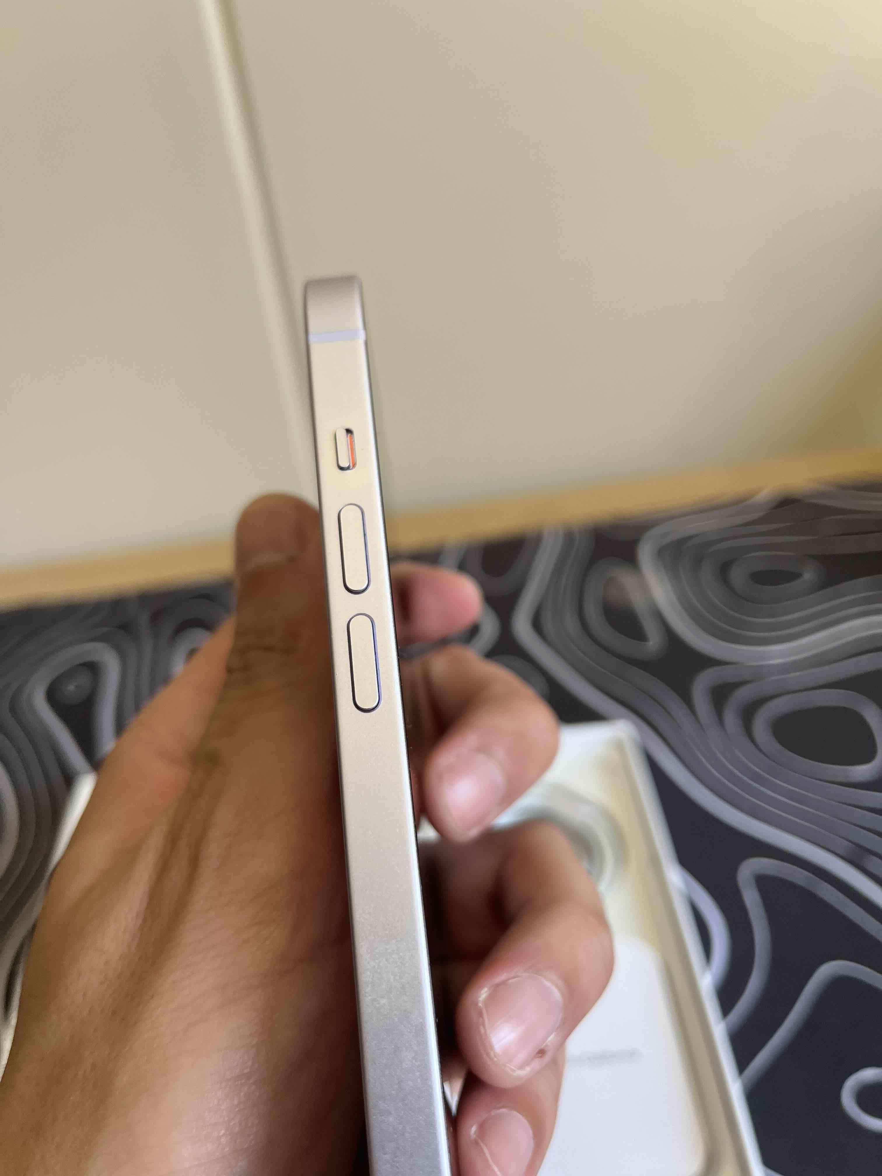 iPhone 14 256 Gb, color puro le versión eSIM - miniatura 2