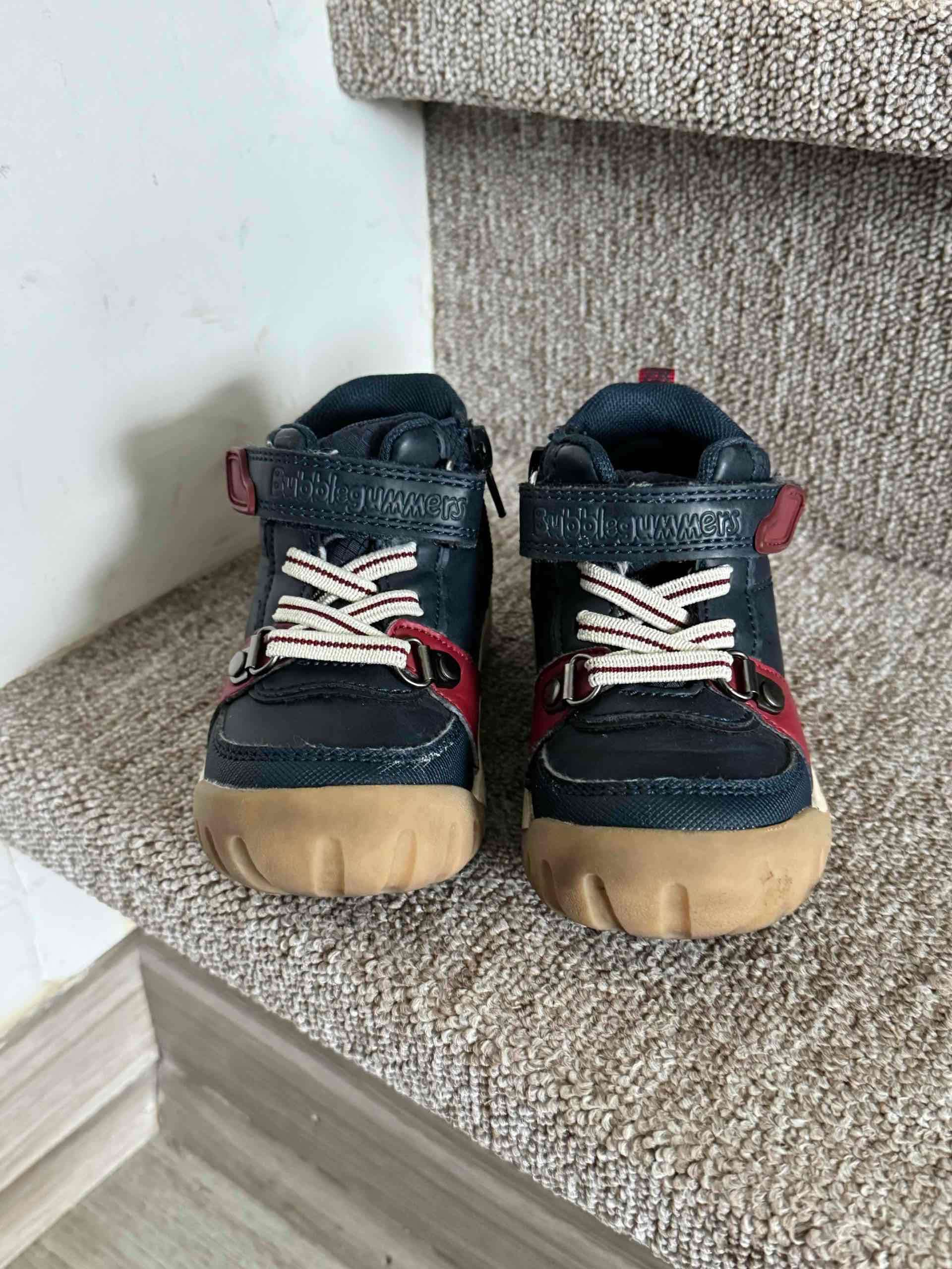 Zapatos infantiles azul y rojo - miniatura 2