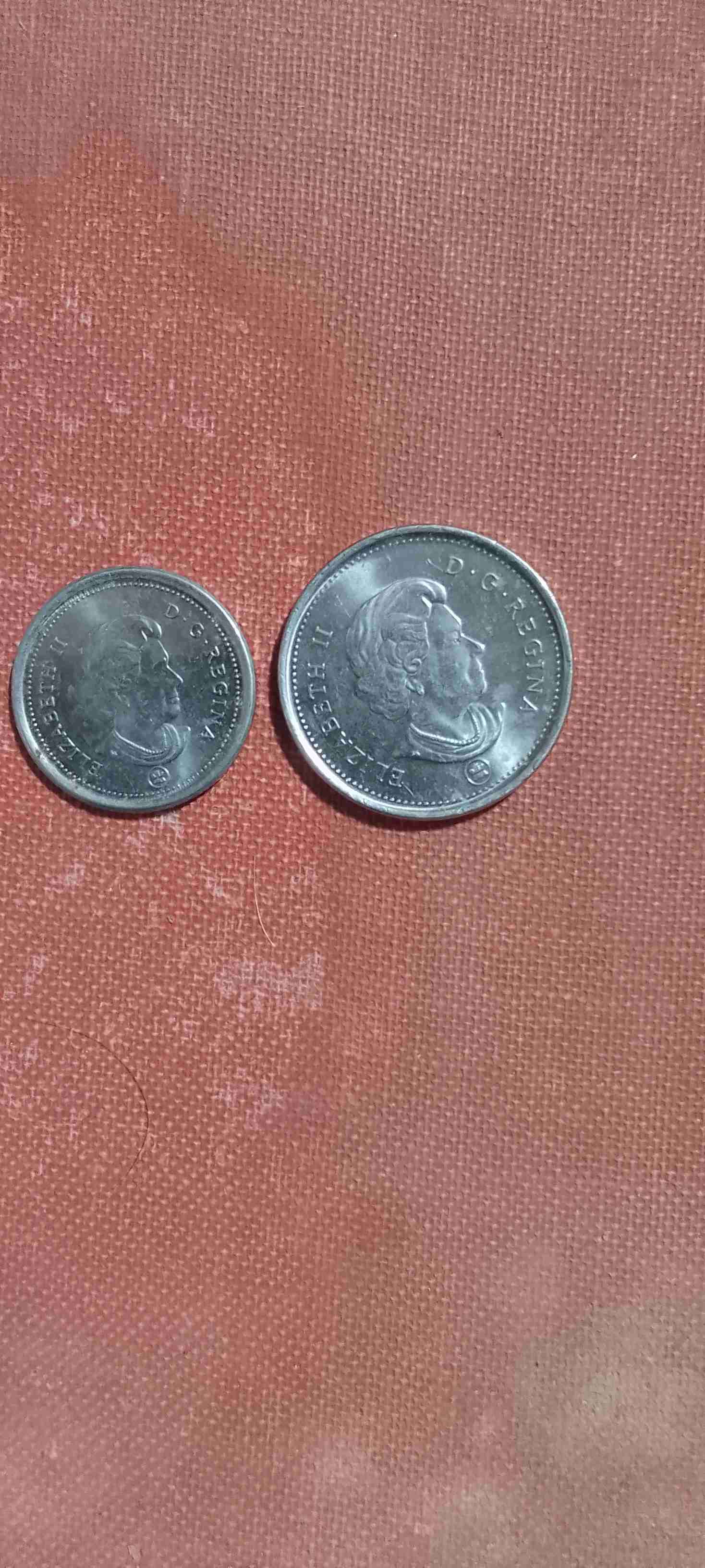 Monedas Canadá  5 y 10 cents 2009 - miniatura 2