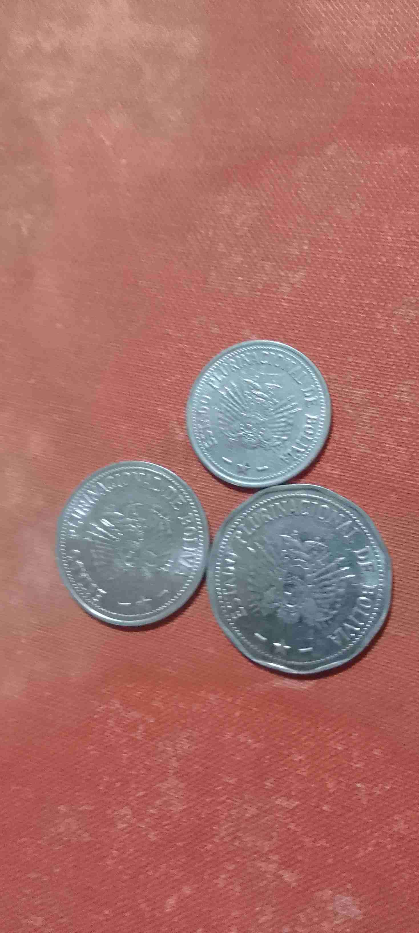 Monedas colección bolivianas 2010-2012 - miniatura 2