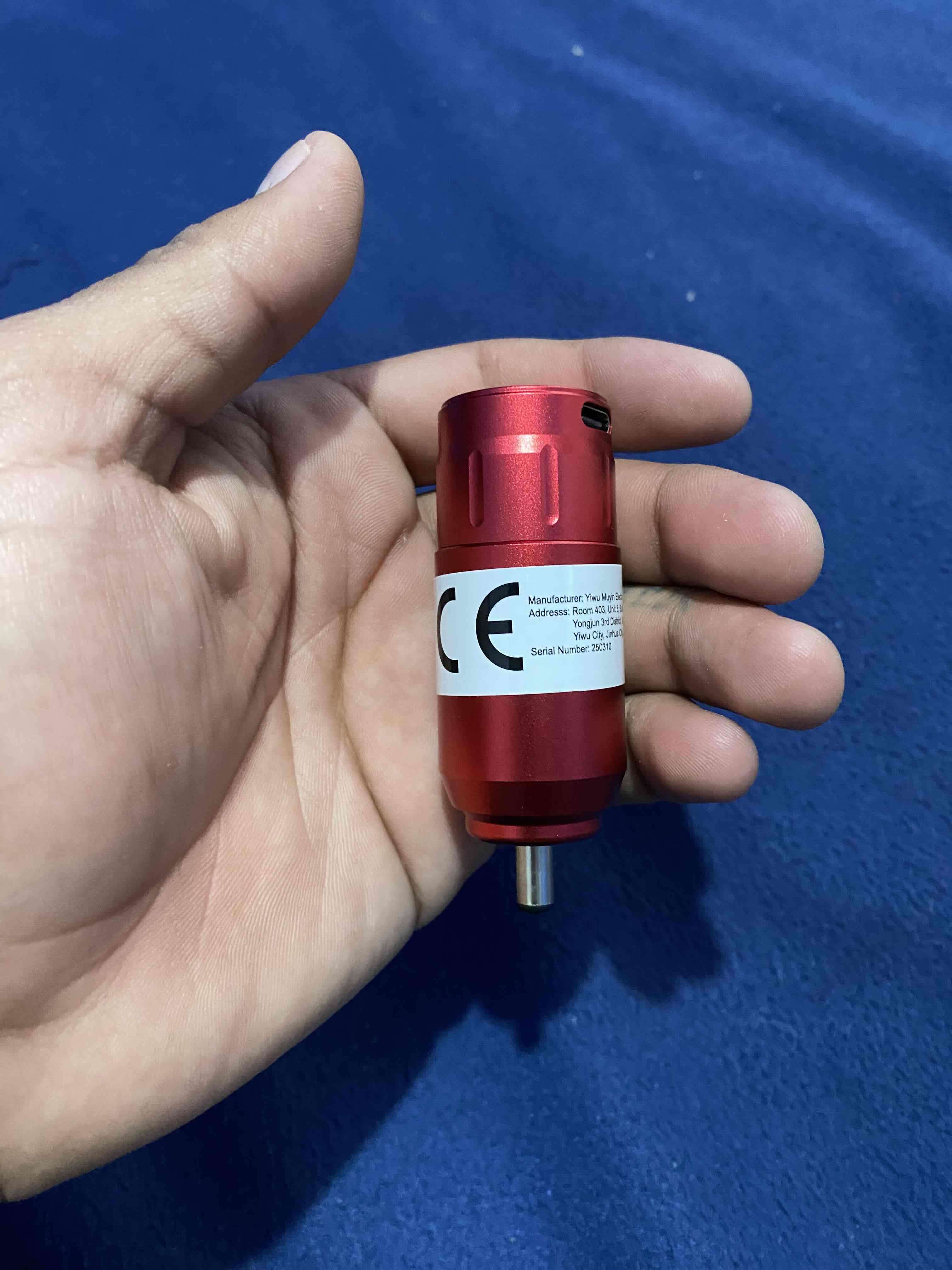 Batería Máquina de tatuar roja compacta - miniatura 3