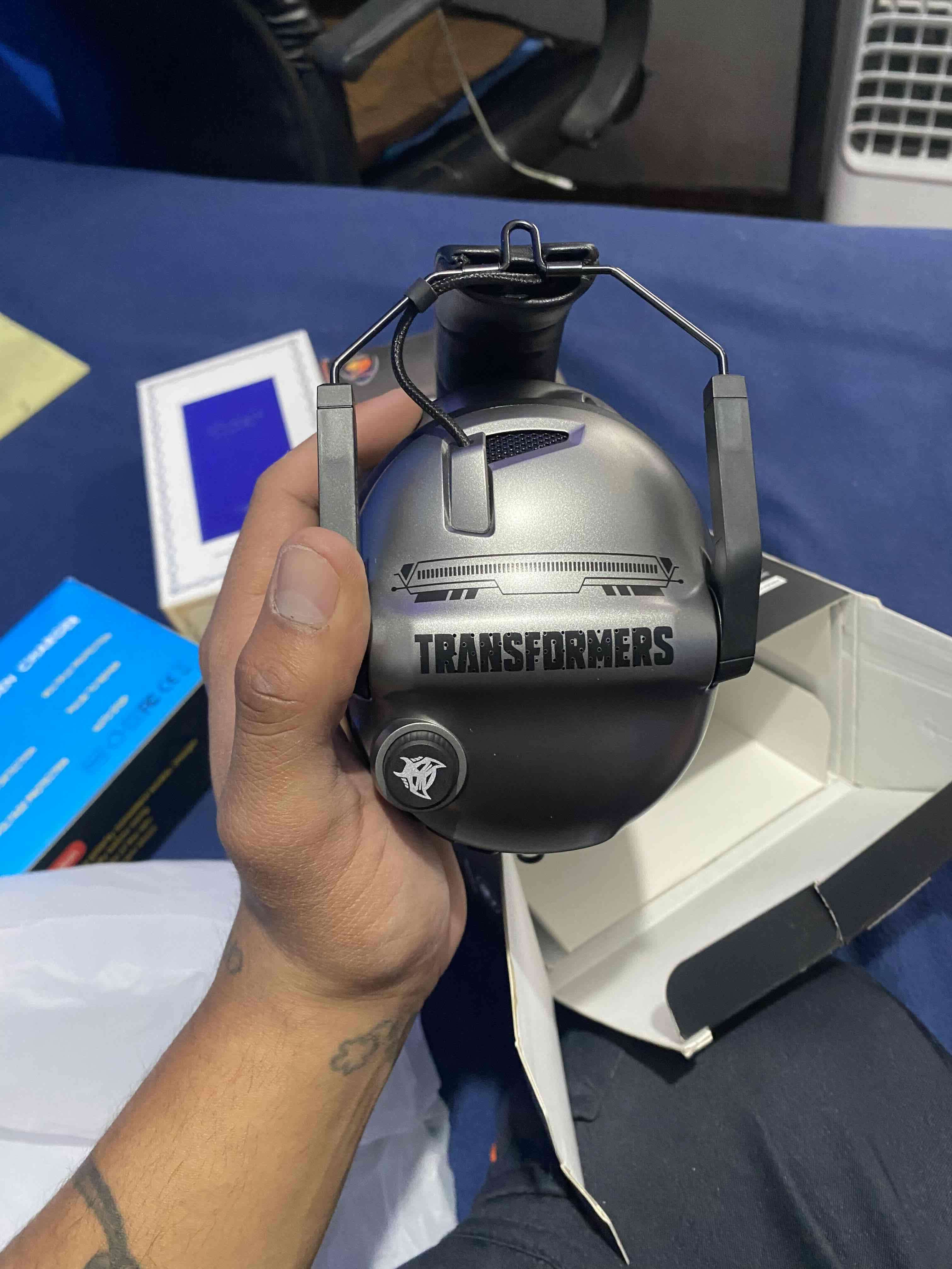 Audífonos de transformer nuevos - miniatura 3