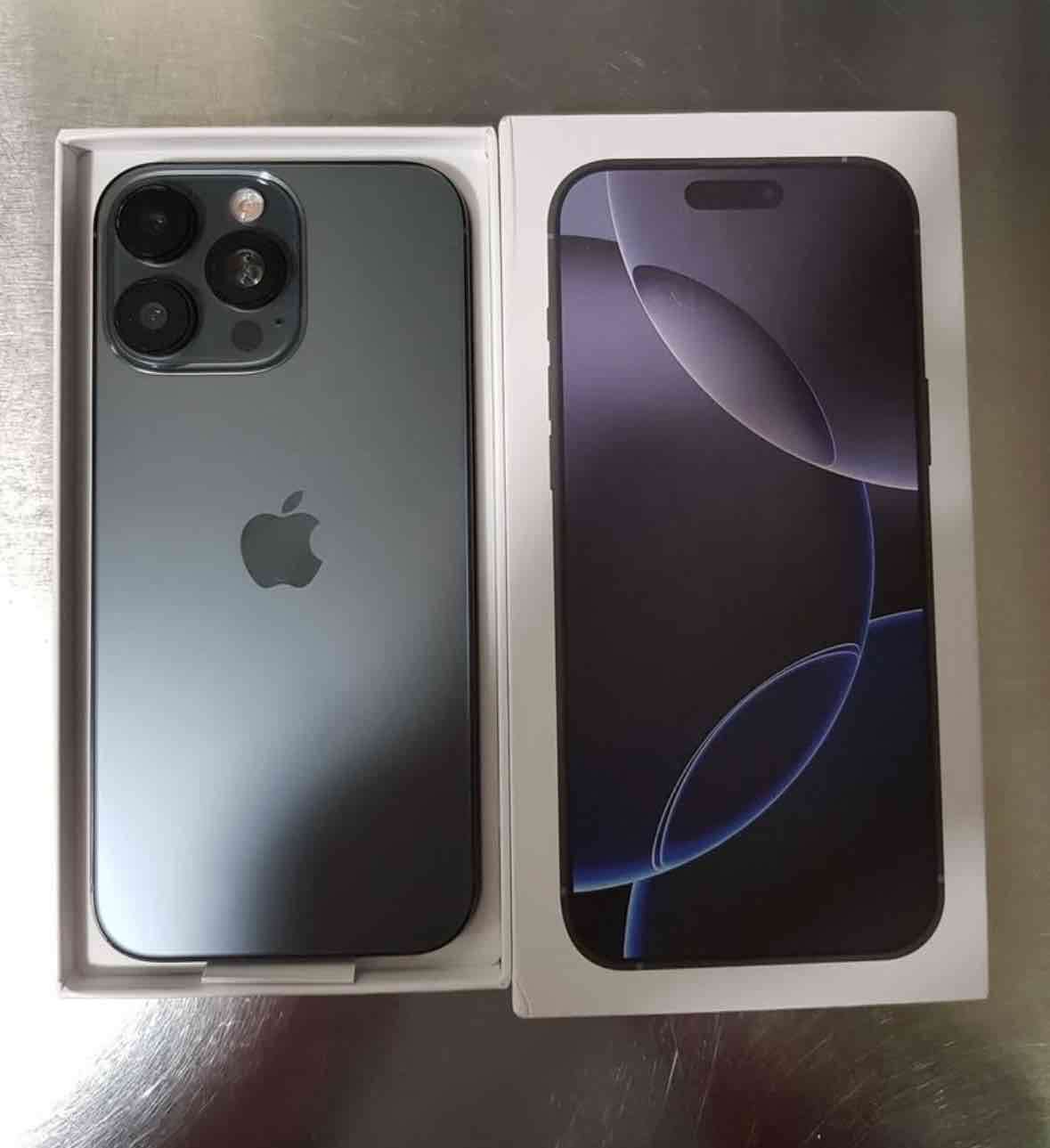 iPhone 16 pro Max 1 TB - miniatura 3