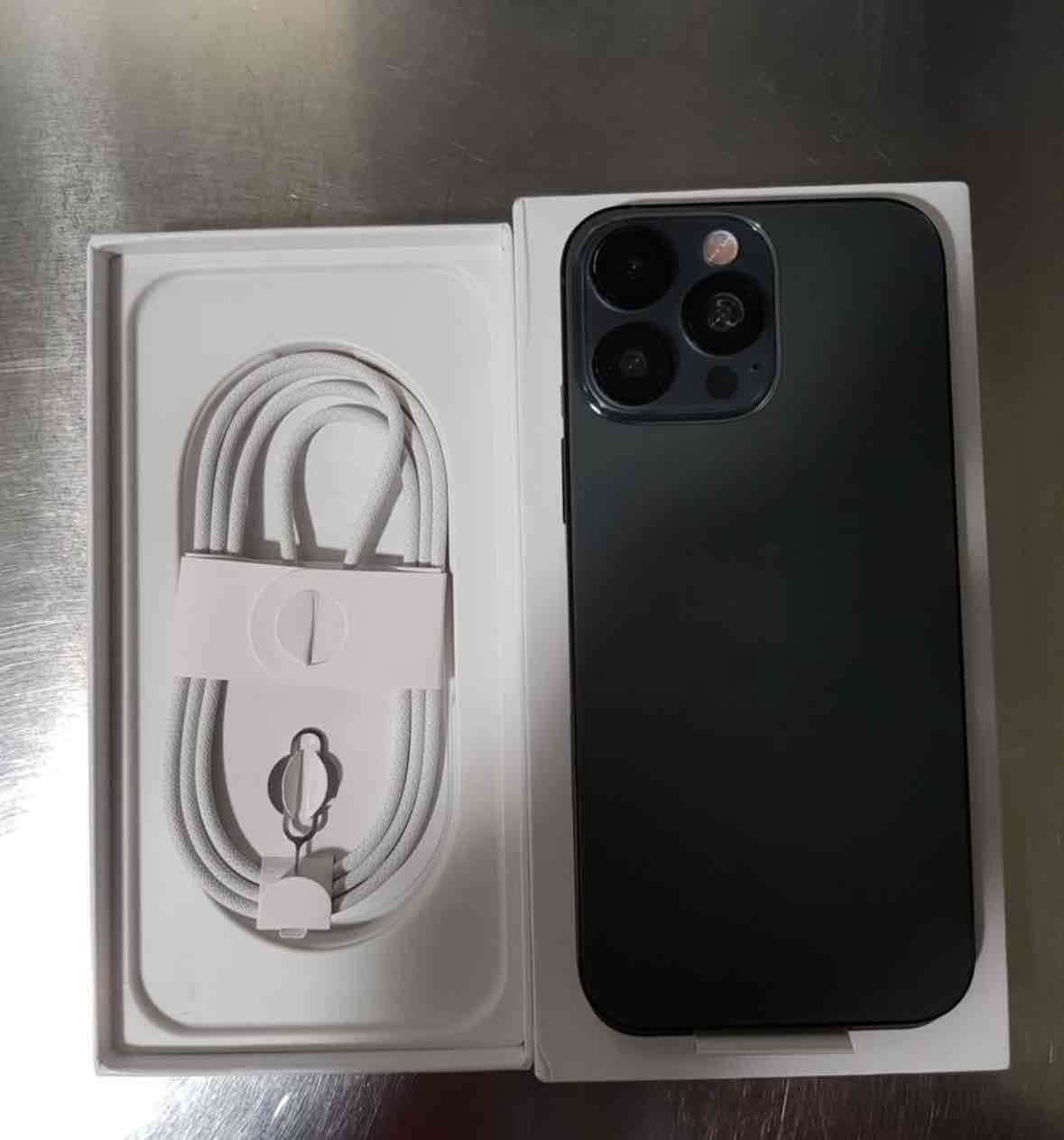 iPhone 16 pro Max 1 TB - miniatura 4