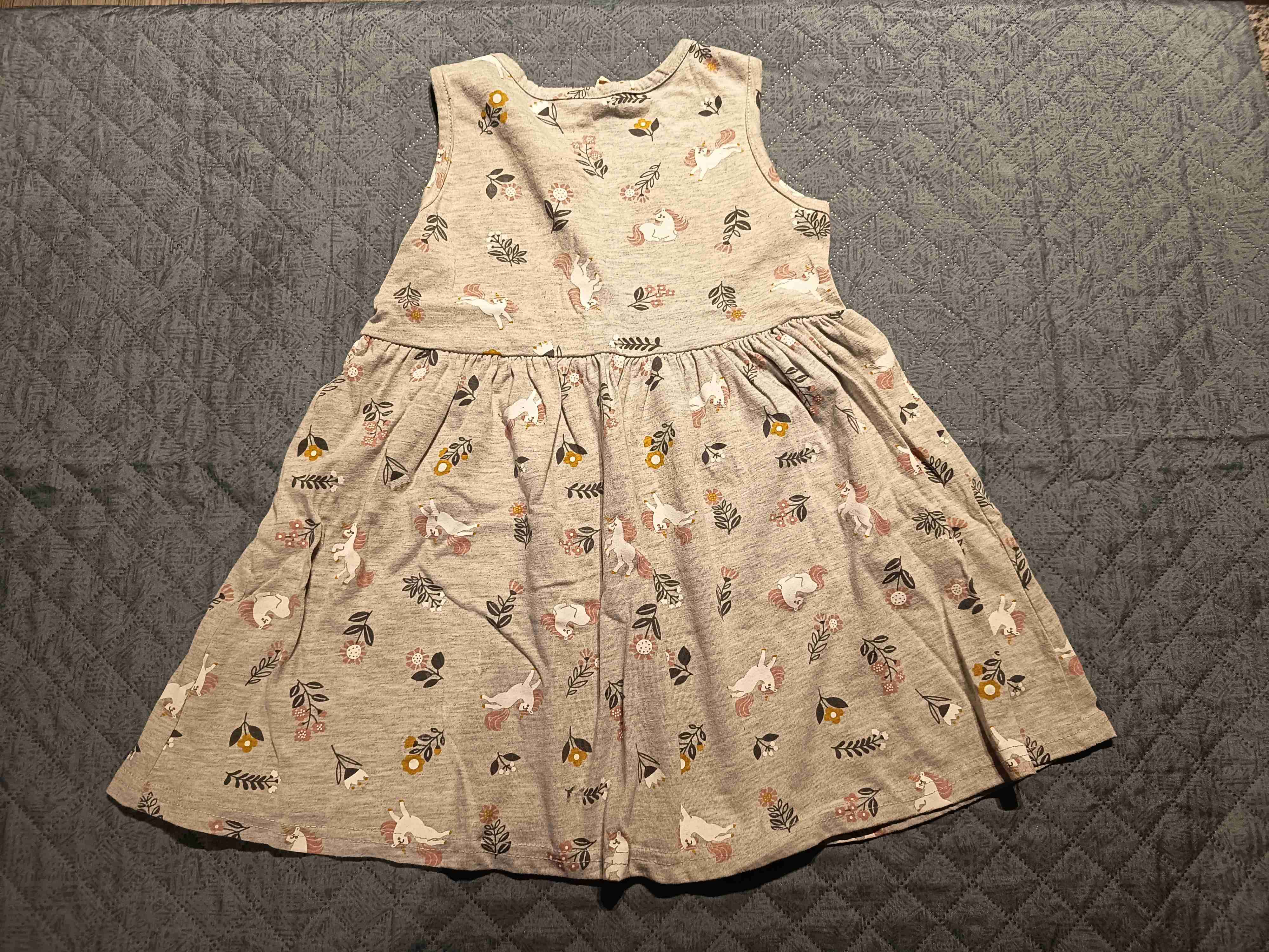 Vestido infantil gris con dibujos - miniatura 2