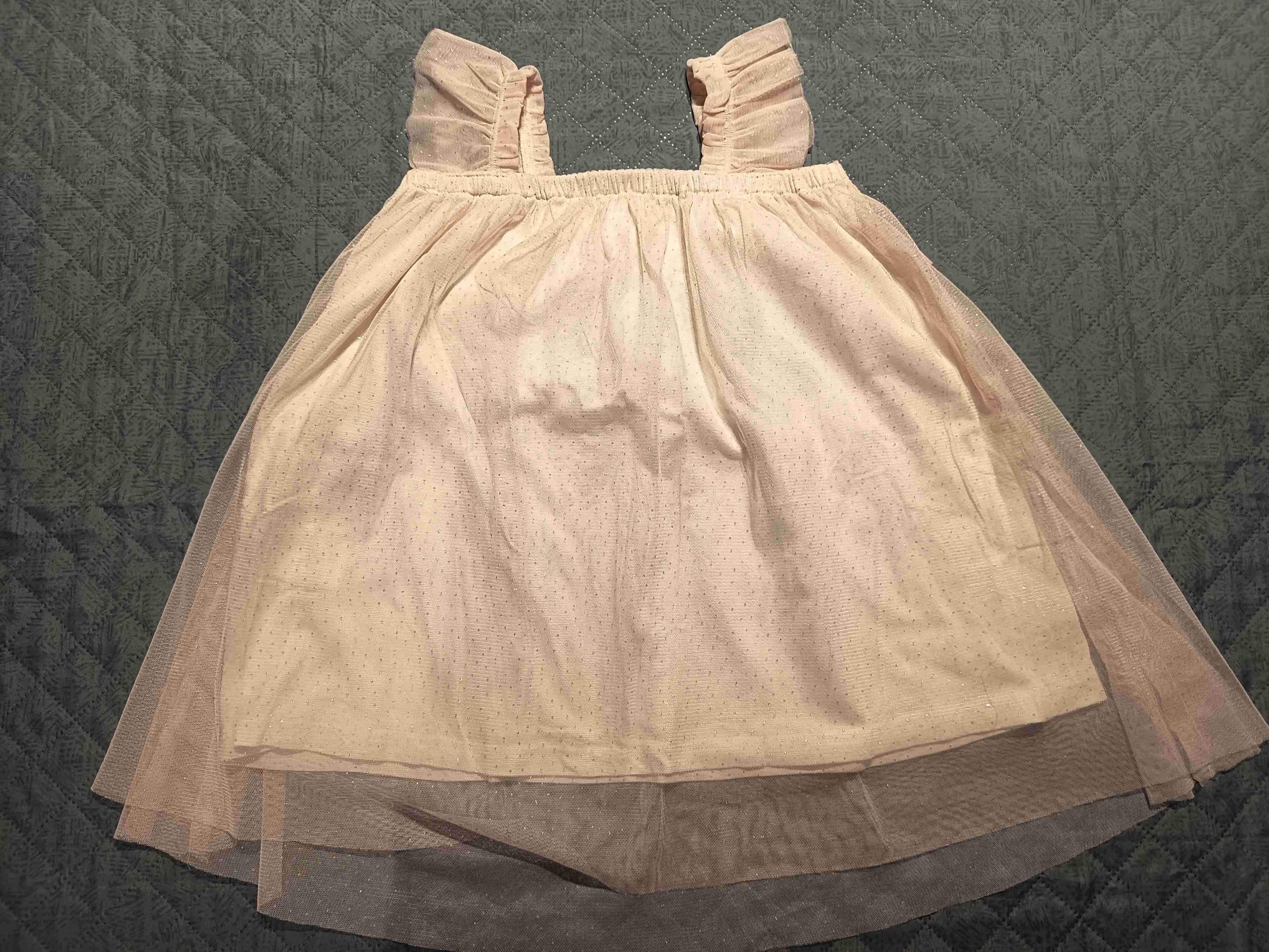 Vestido de niña rosado elegante