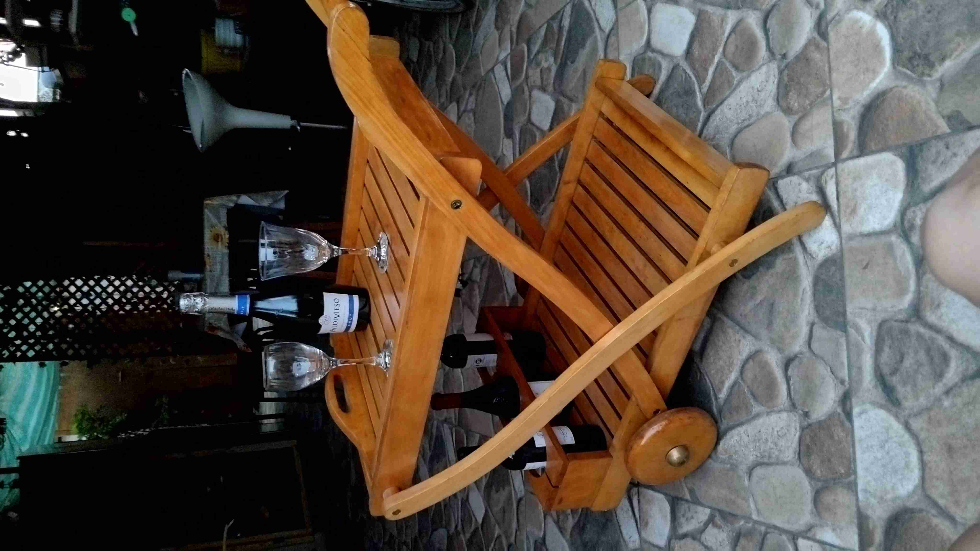 Elegante Carrito Bar de Madera para Terraza. - 2