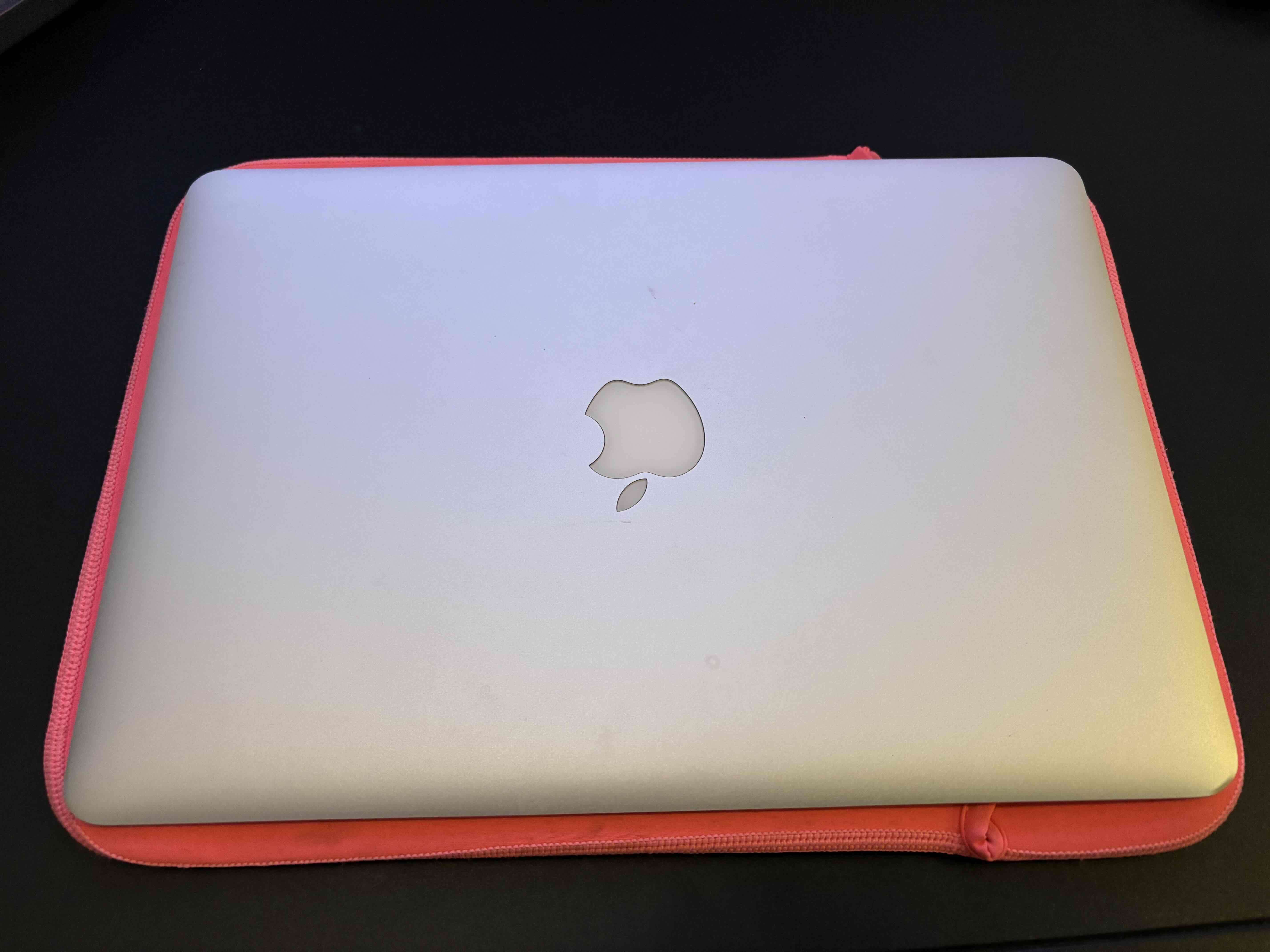 MacBook Air 13” 2015 Buen estado Ideal uso básico - miniatura 3
