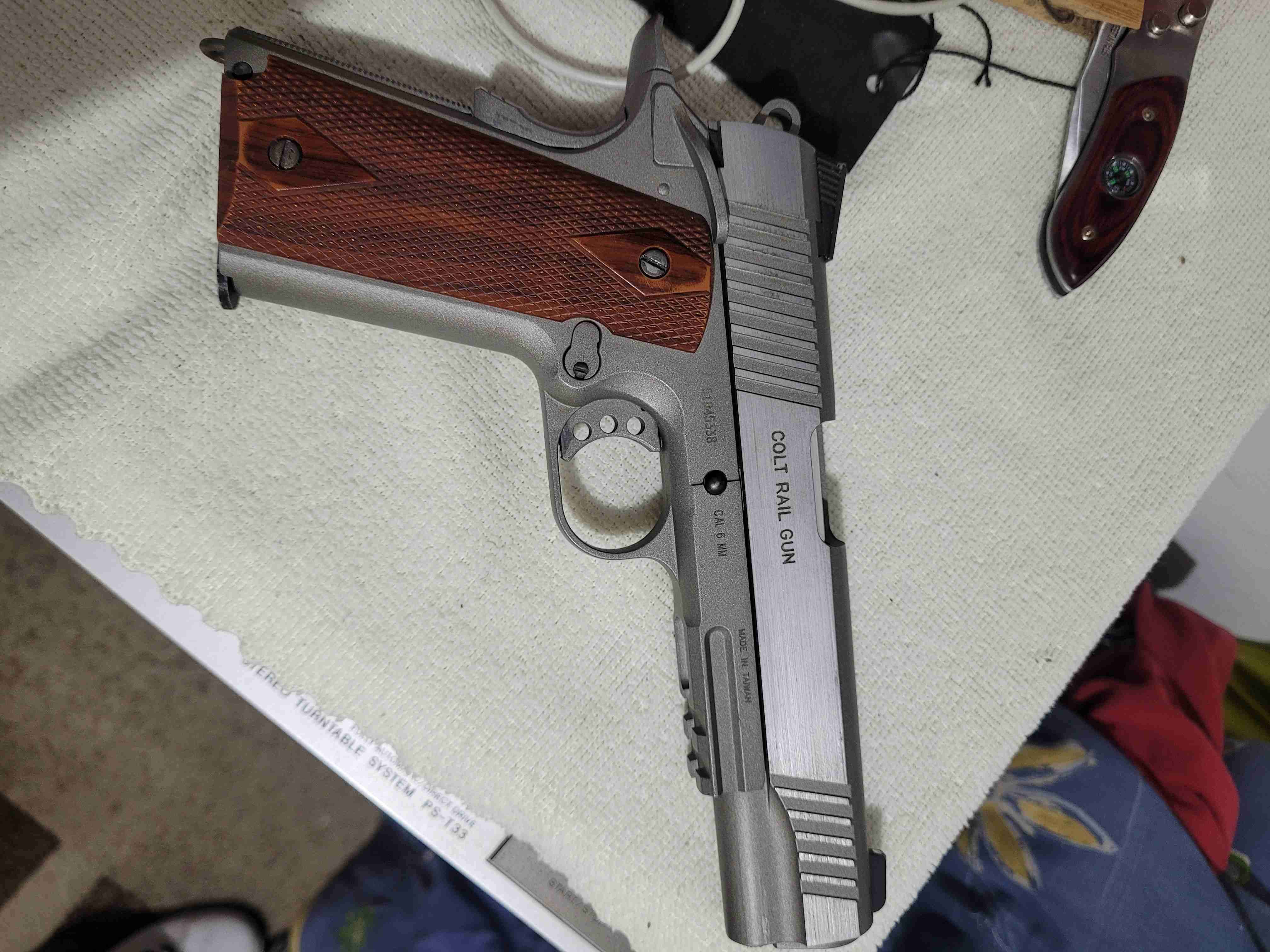 Réplica Airsoft Colt 1911 + Holster Cytac - miniatura 2