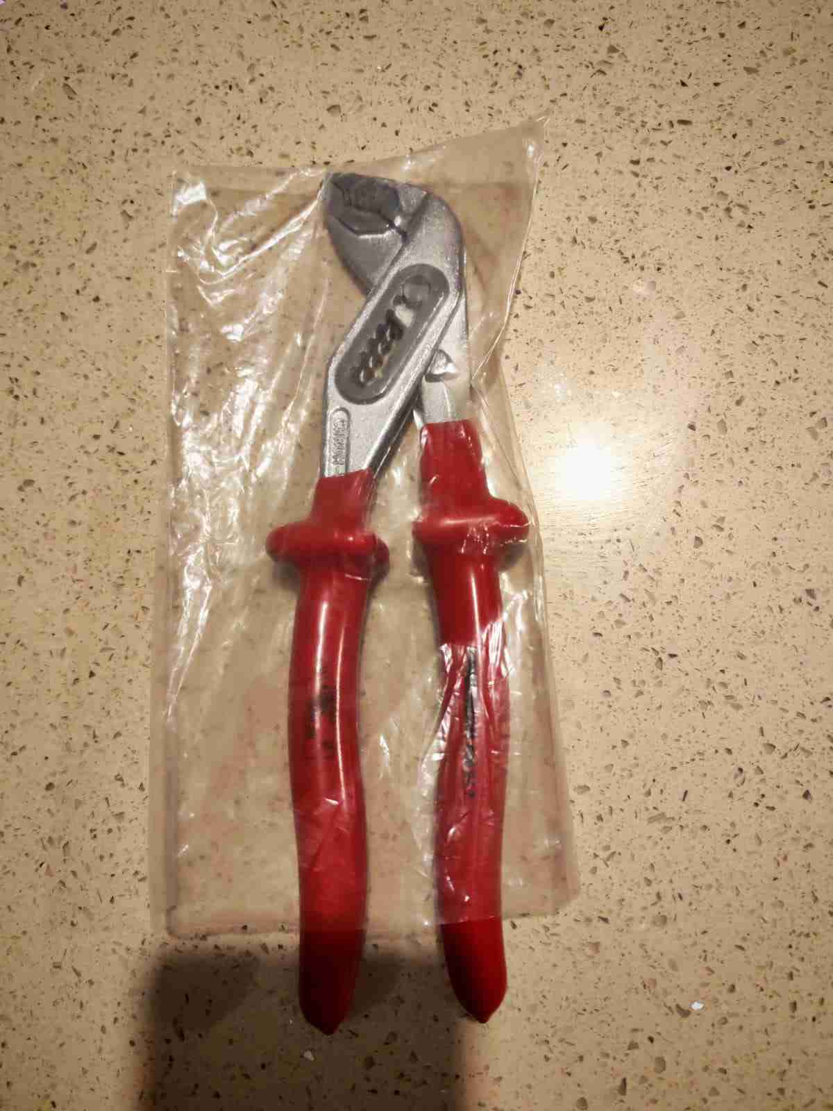 Alicate Picoloro eléctrico 🔌10 aislada 1000 v