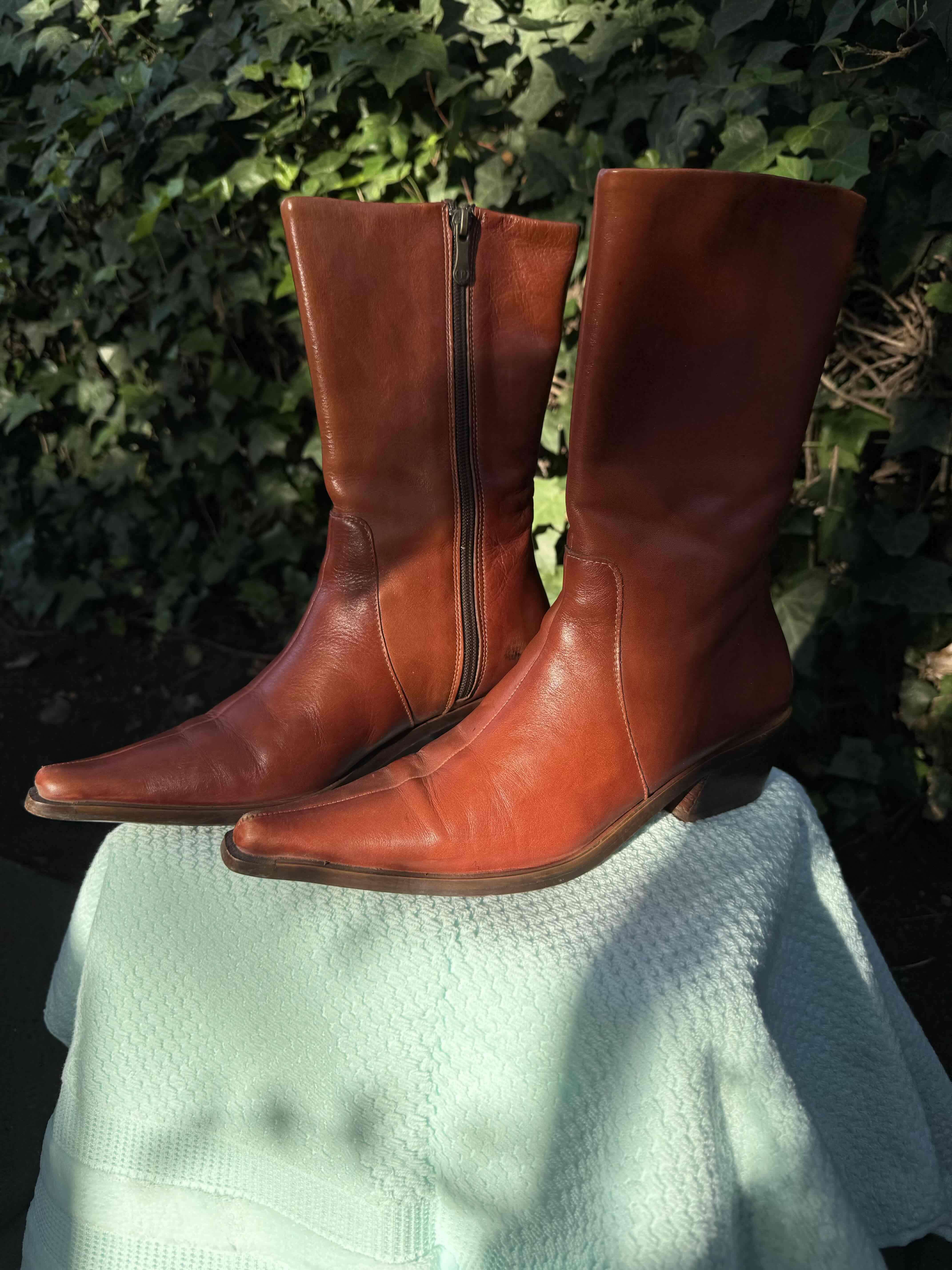 Bota cuero camel - miniatura 2