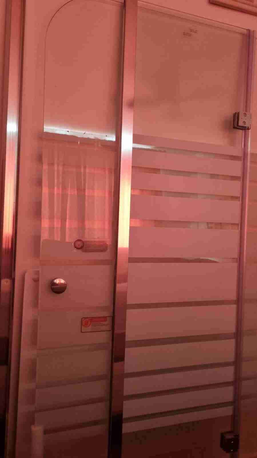 Puerta de vidrio para bañera - 3