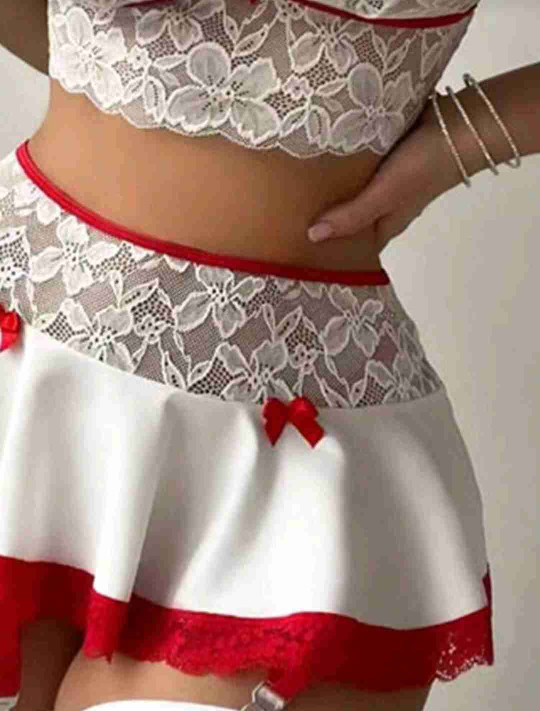 Conjunto lencería encaje blanco y rojo - miniatura 3