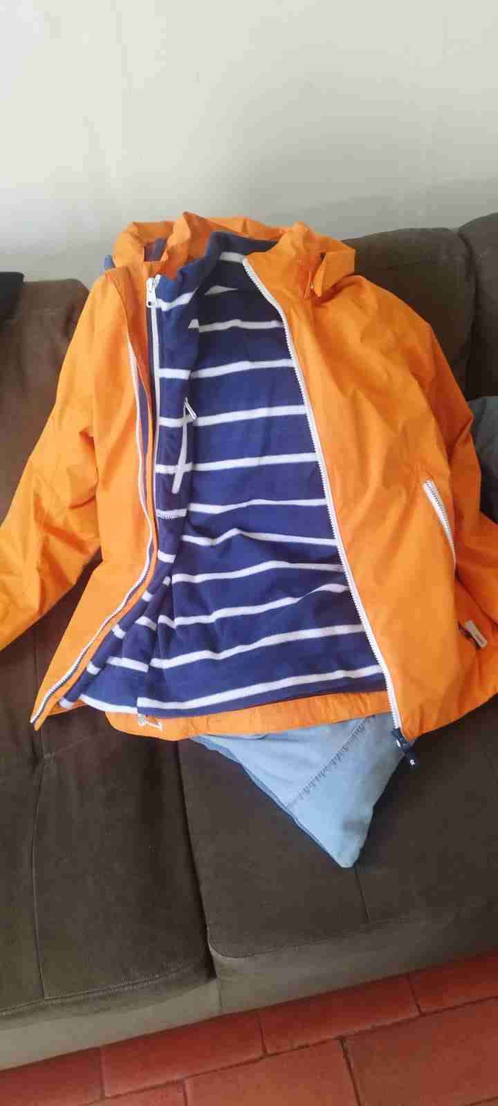 Chaquetas impermeables y polar - miniatura 2