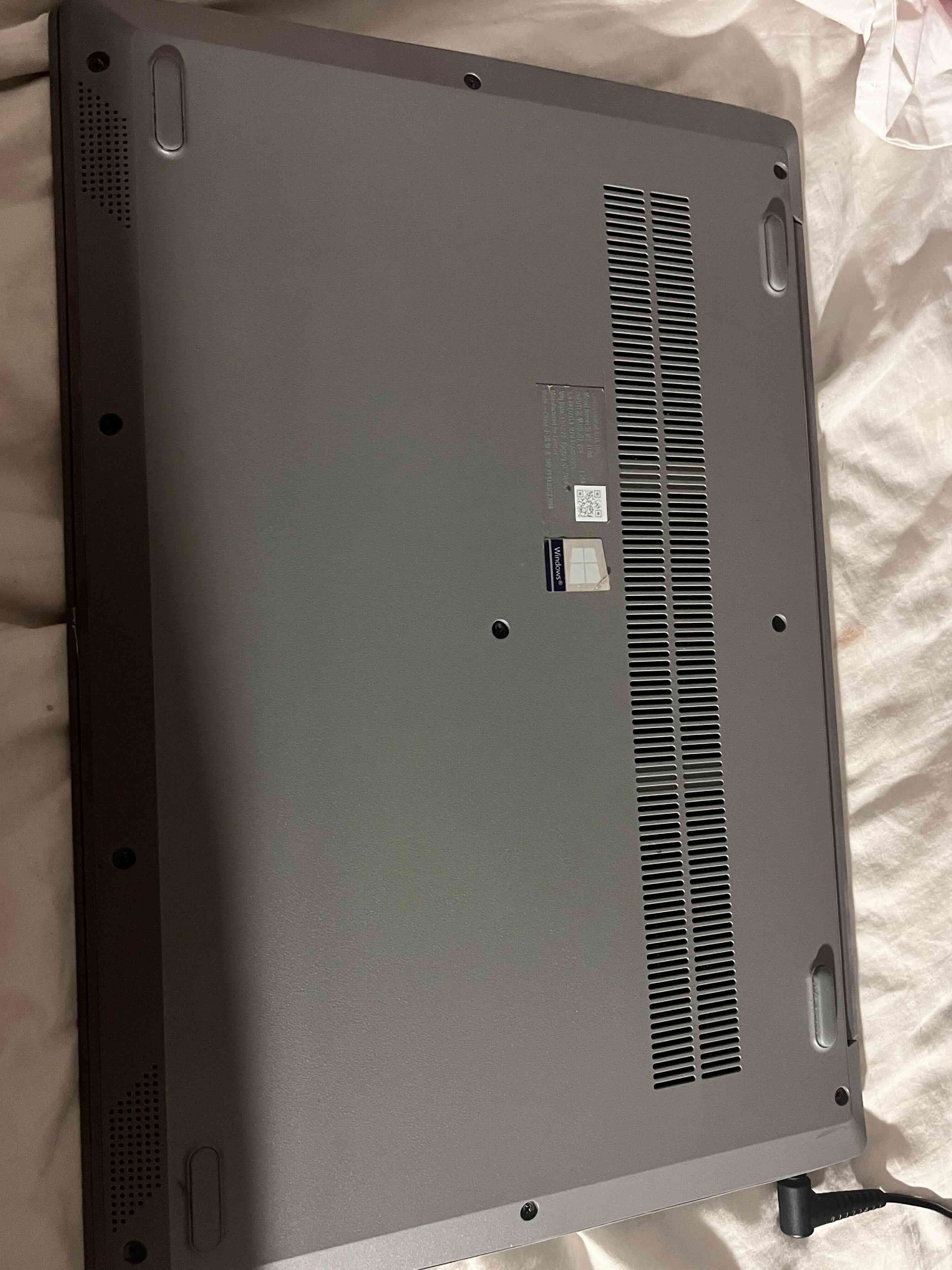 Laptop Lenovo IdeaPad S145 - miniatura 4