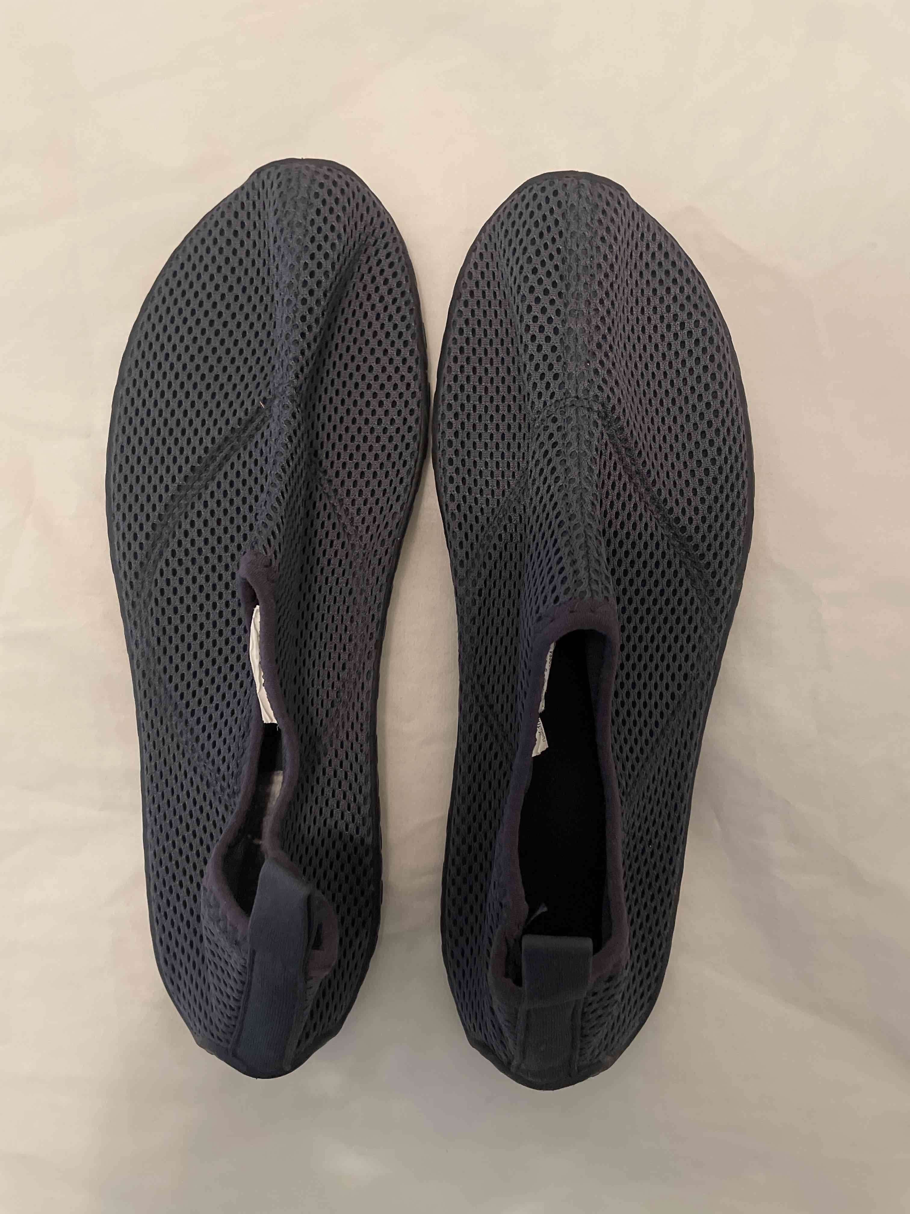 Sandalias de agua negras unisex - miniatura 2