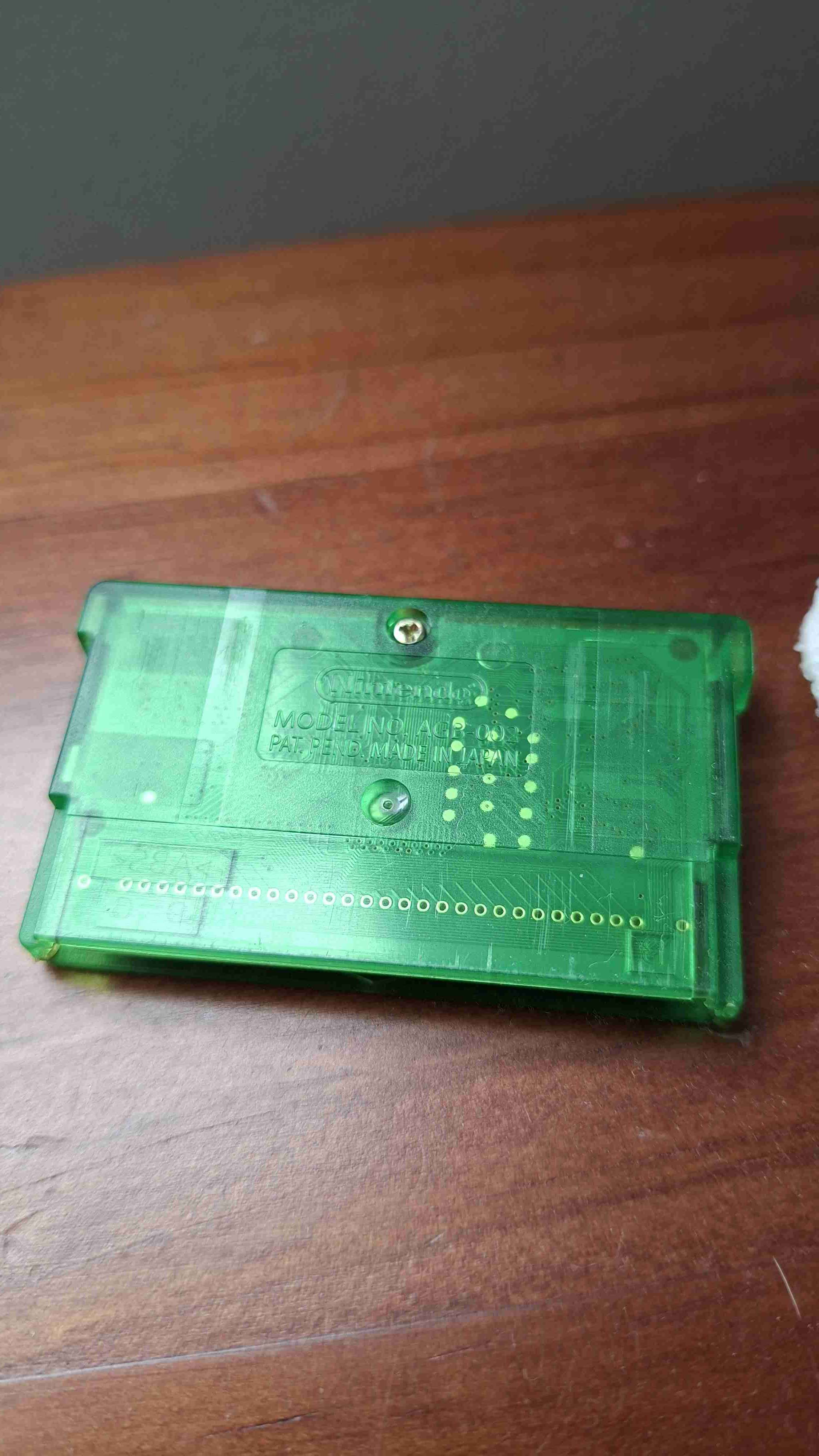 Cartucho Pokémon Edición Esmeralda - miniatura 2