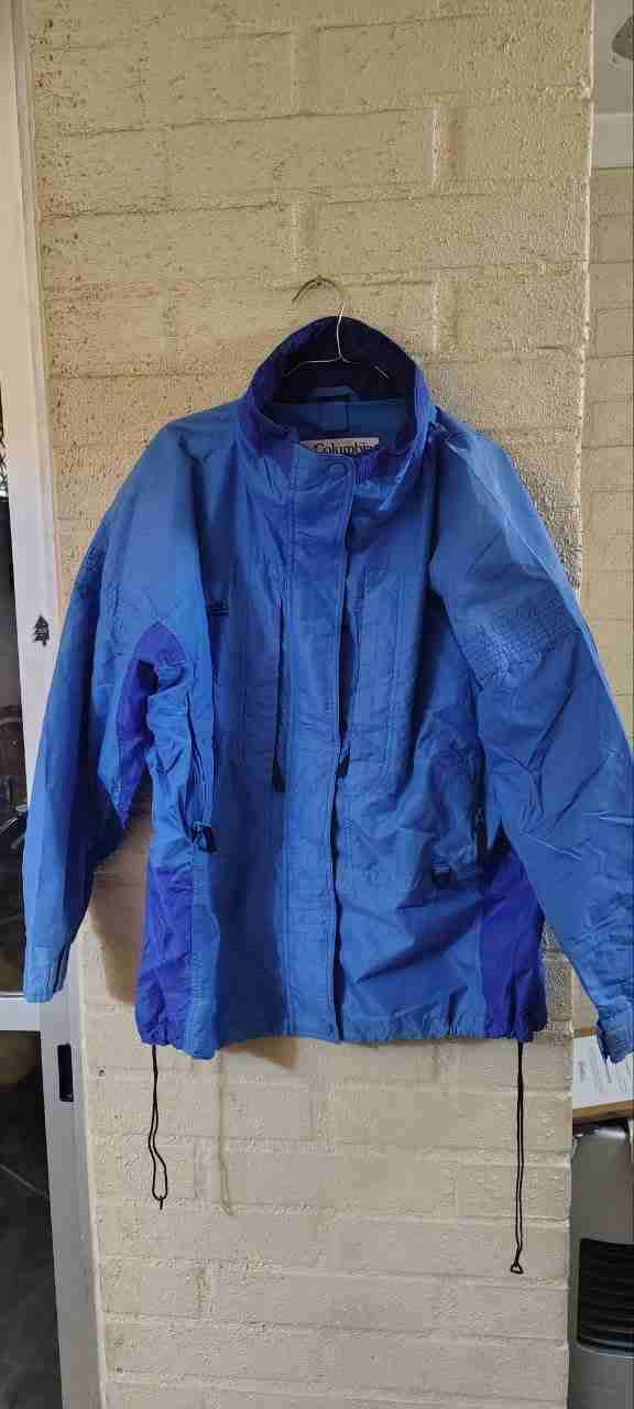 Chaqueta azul Columbia impermeable