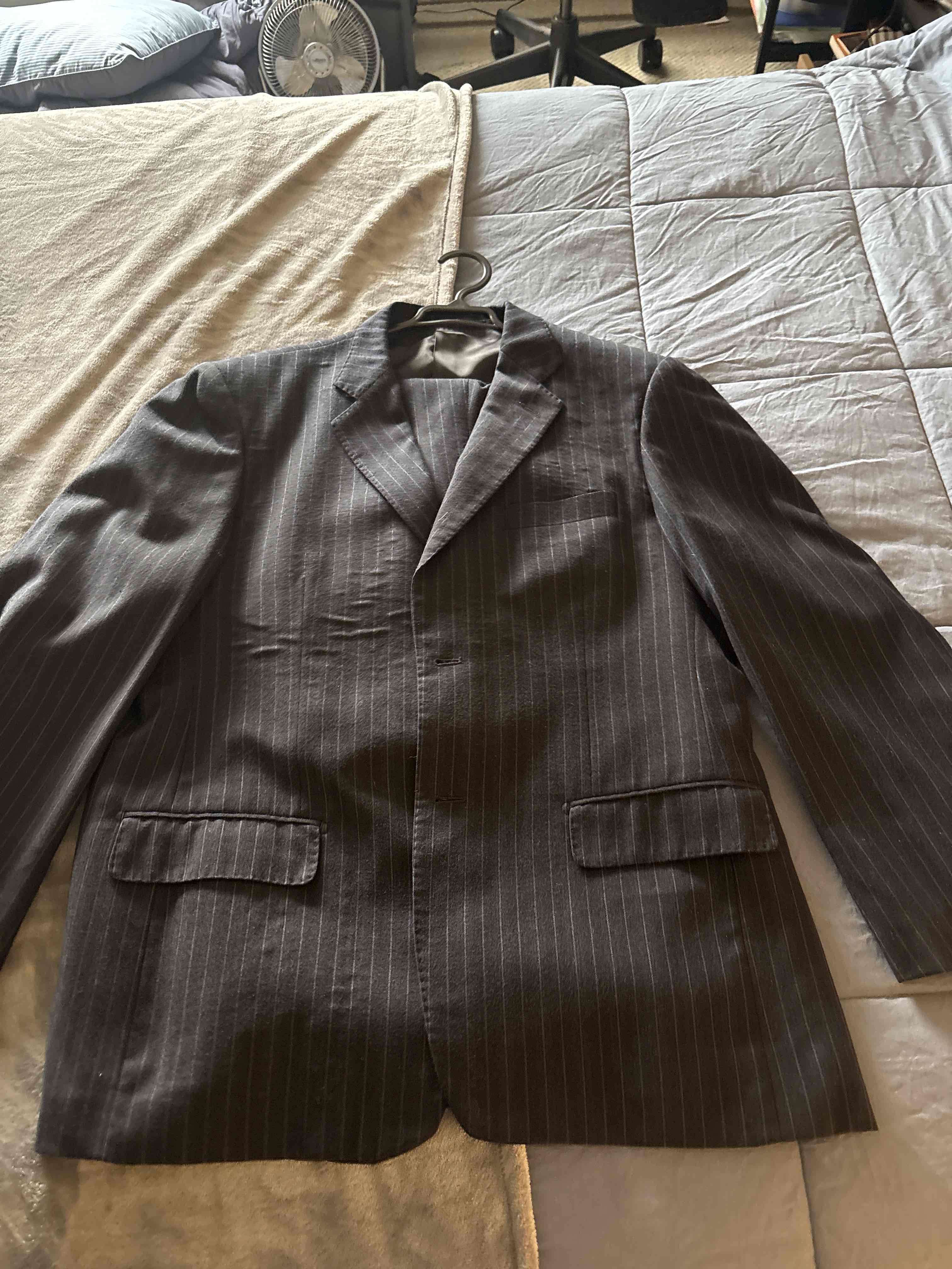 Blazer de rayas oscuras