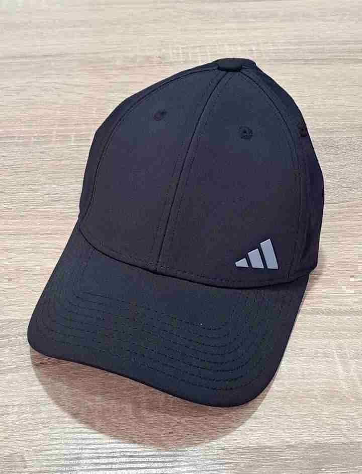 Gorra negra deportiva adidas de mujer