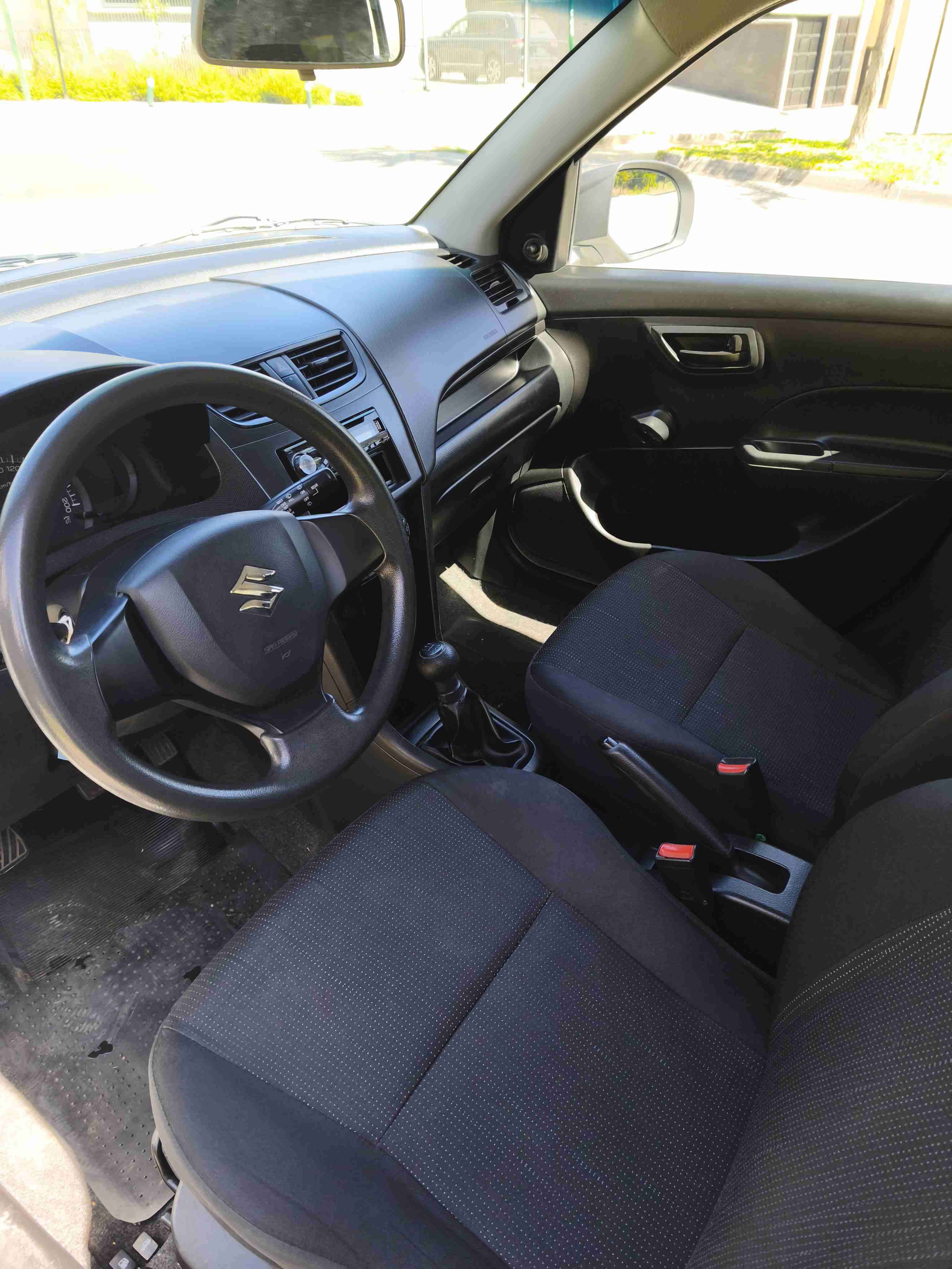 Suzuki Swift GA 2016 - miniatura 5