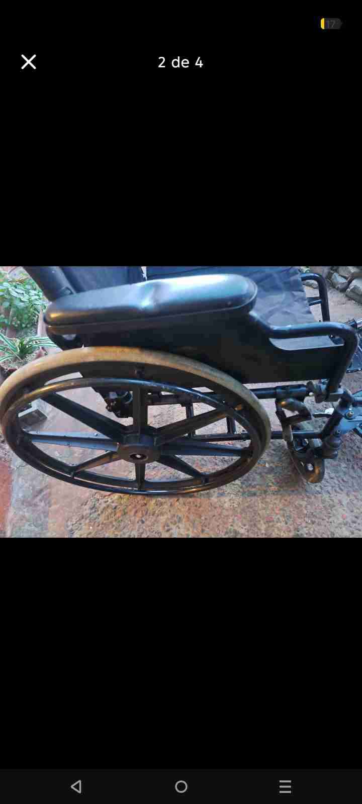 Silla de ruedas plegable negra - miniatura 4