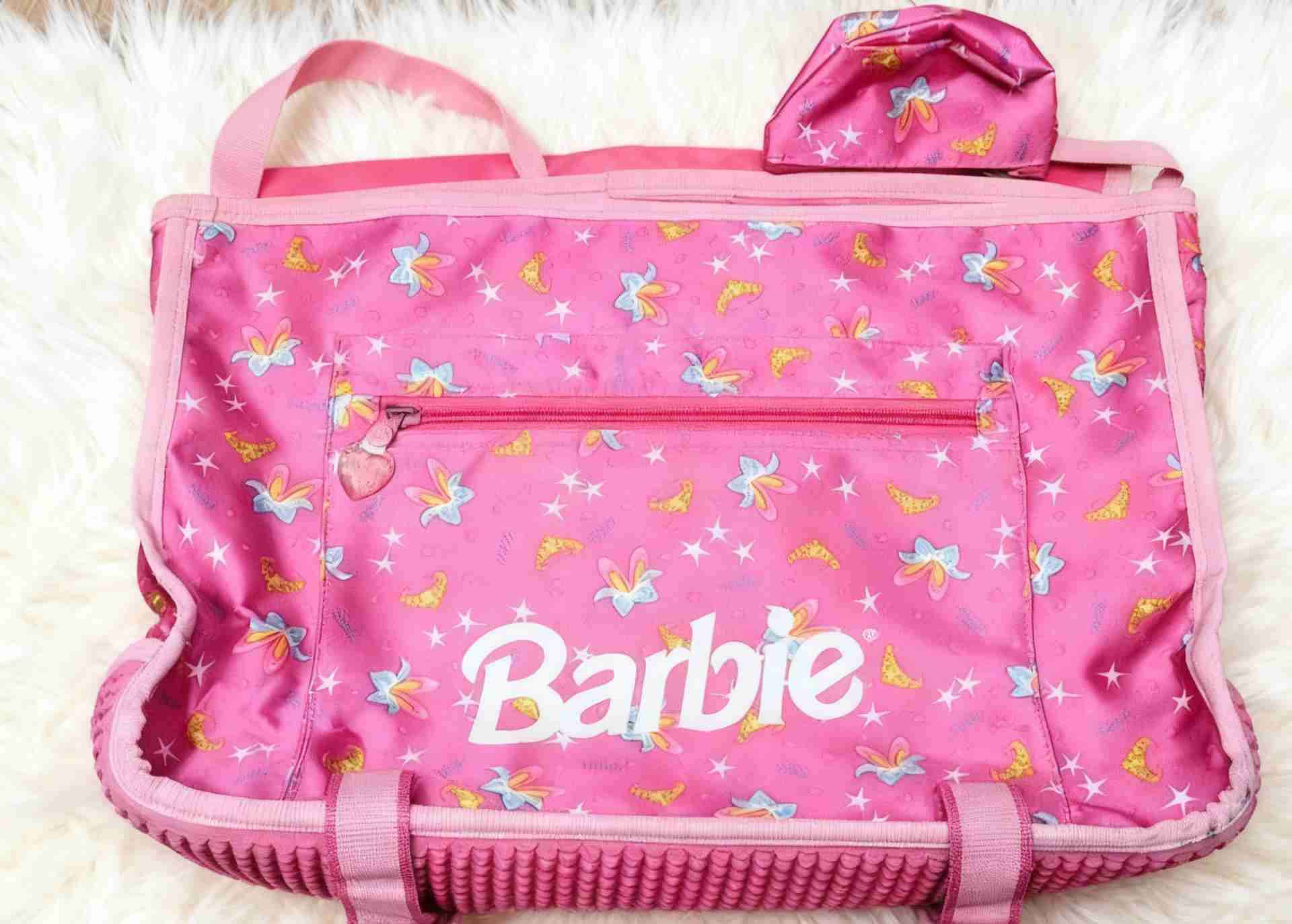 Bolso Barbie rosado con estampado