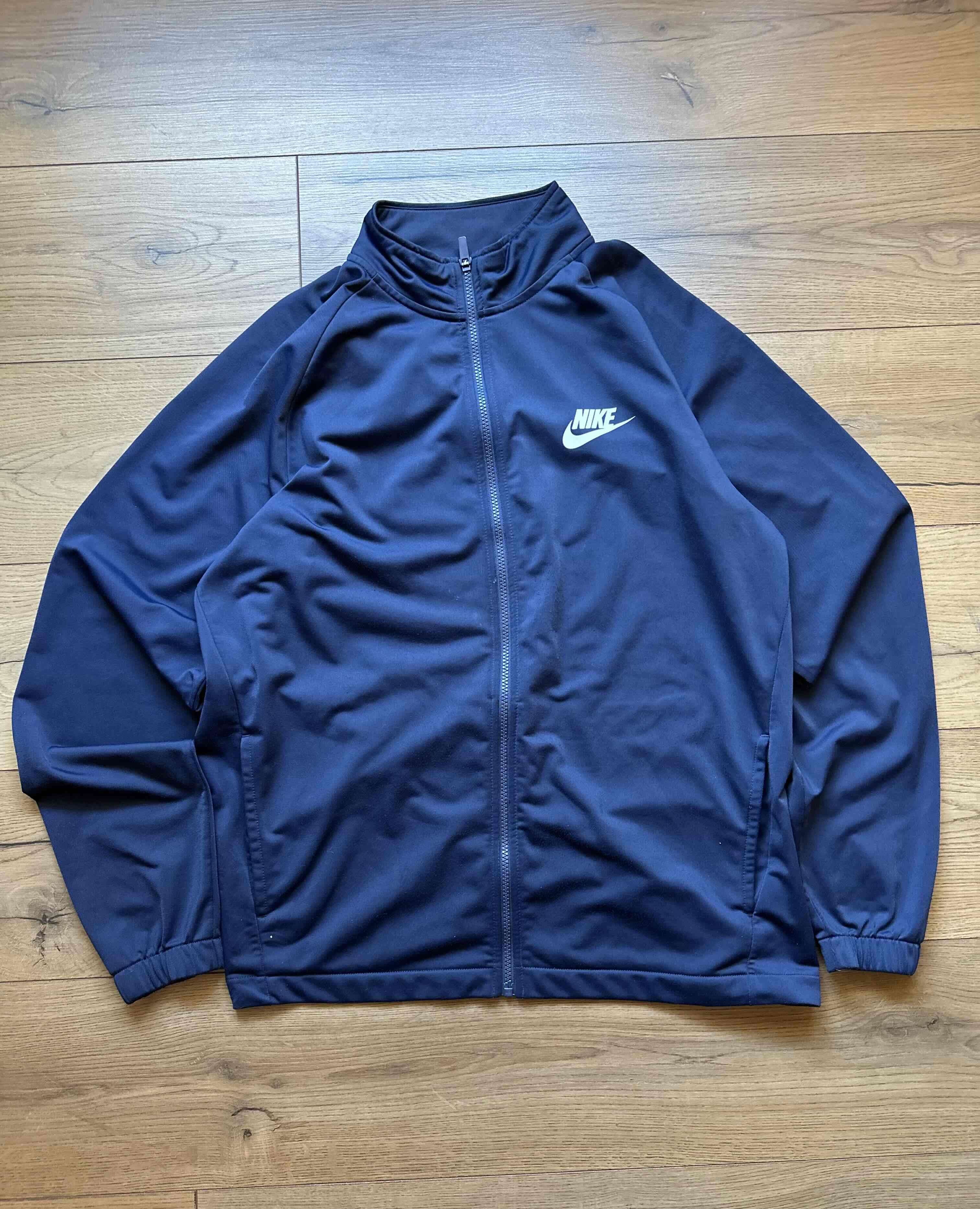 Chaqueta deportiva Nike azul